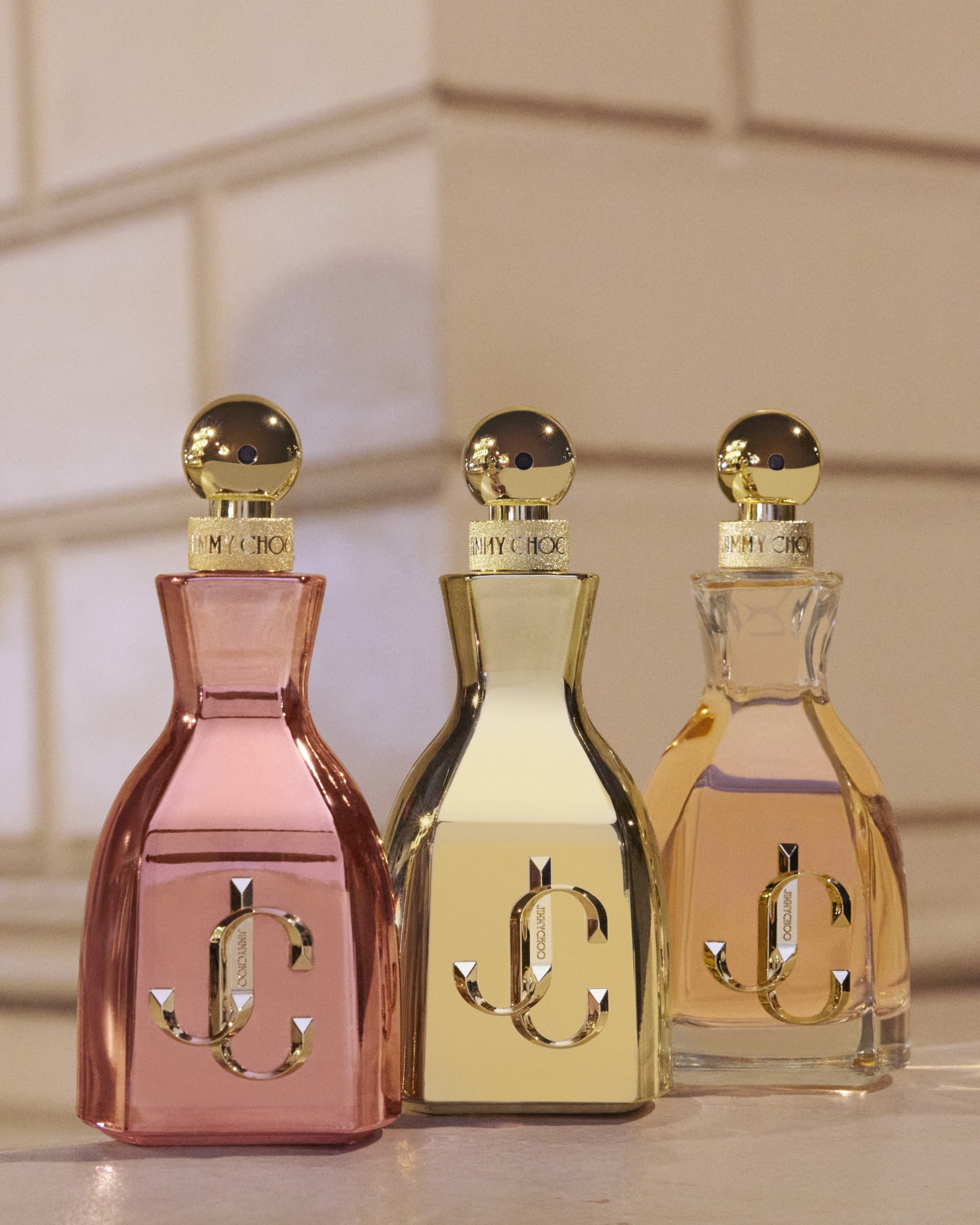 Hinh anh I Want Choo With Love: Nốt hương mới trong vũ trụ Jimmy Choo 1