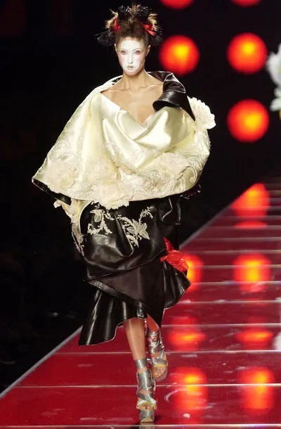 Hinh anh John Galiano và những bí thuật thời trang không thể sao chép 17