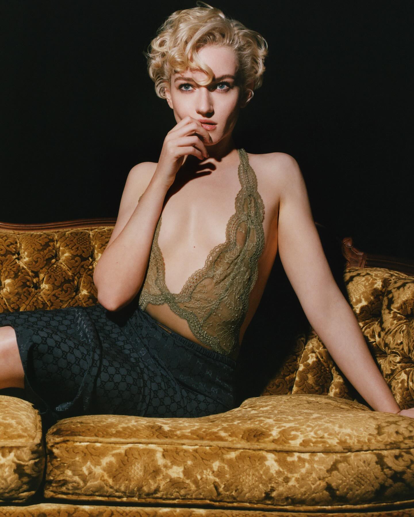 Hinh anh Julia Garner: Đại sứ thương hiệu toàn cầu đầu tiên của LOEWE thời Jack & Lazaro 5