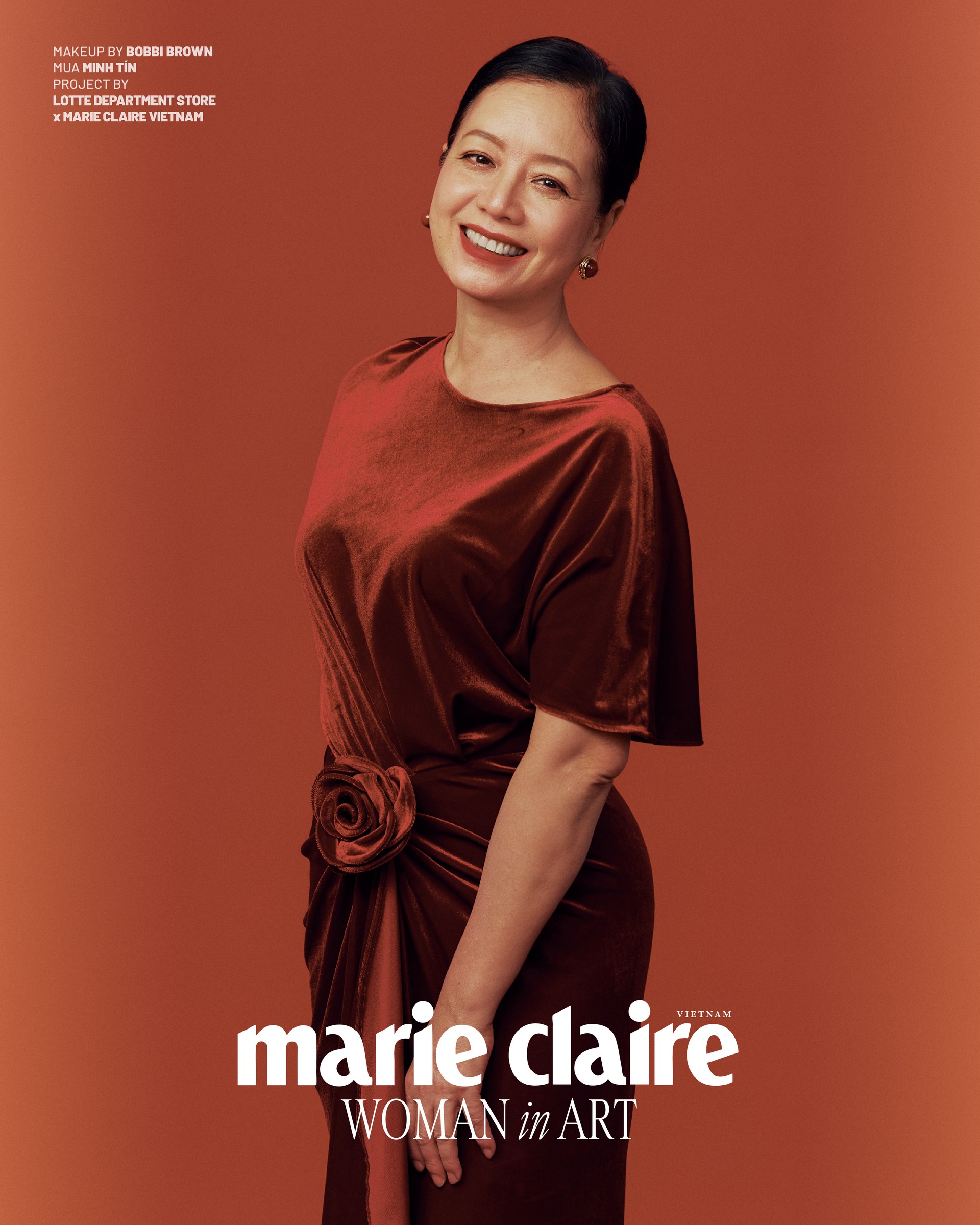 Hinh anh Nếu Hà Nội là một bức tranh sơn mài khổ lớn đang trong quá trình bồi vóc, chị Bùi Thị Thanh Hương có thể được xem như người kiên nhẫn dệt nên những sợi liên kết tinh tế giữa các lớp màu của thành phố. 8