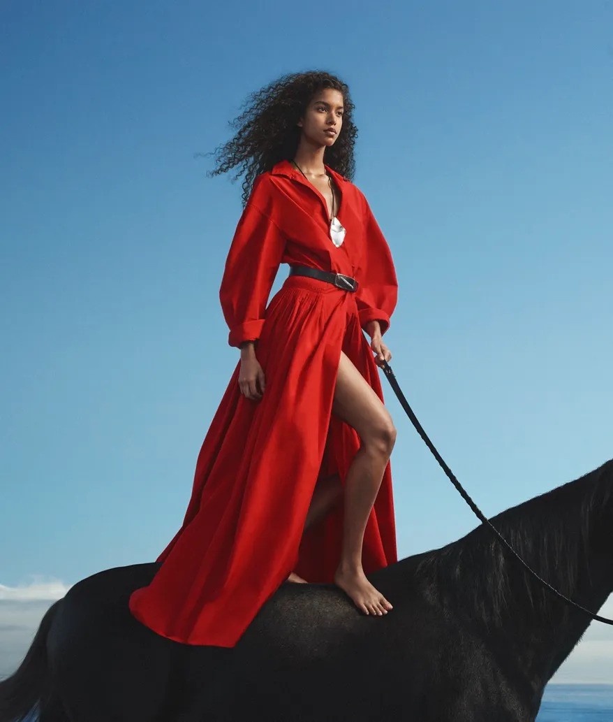 Hinh anh Ralph Lauren Xuân Hè 2026: Thể thao trở thành tuyên ngôn phong cách sống 10