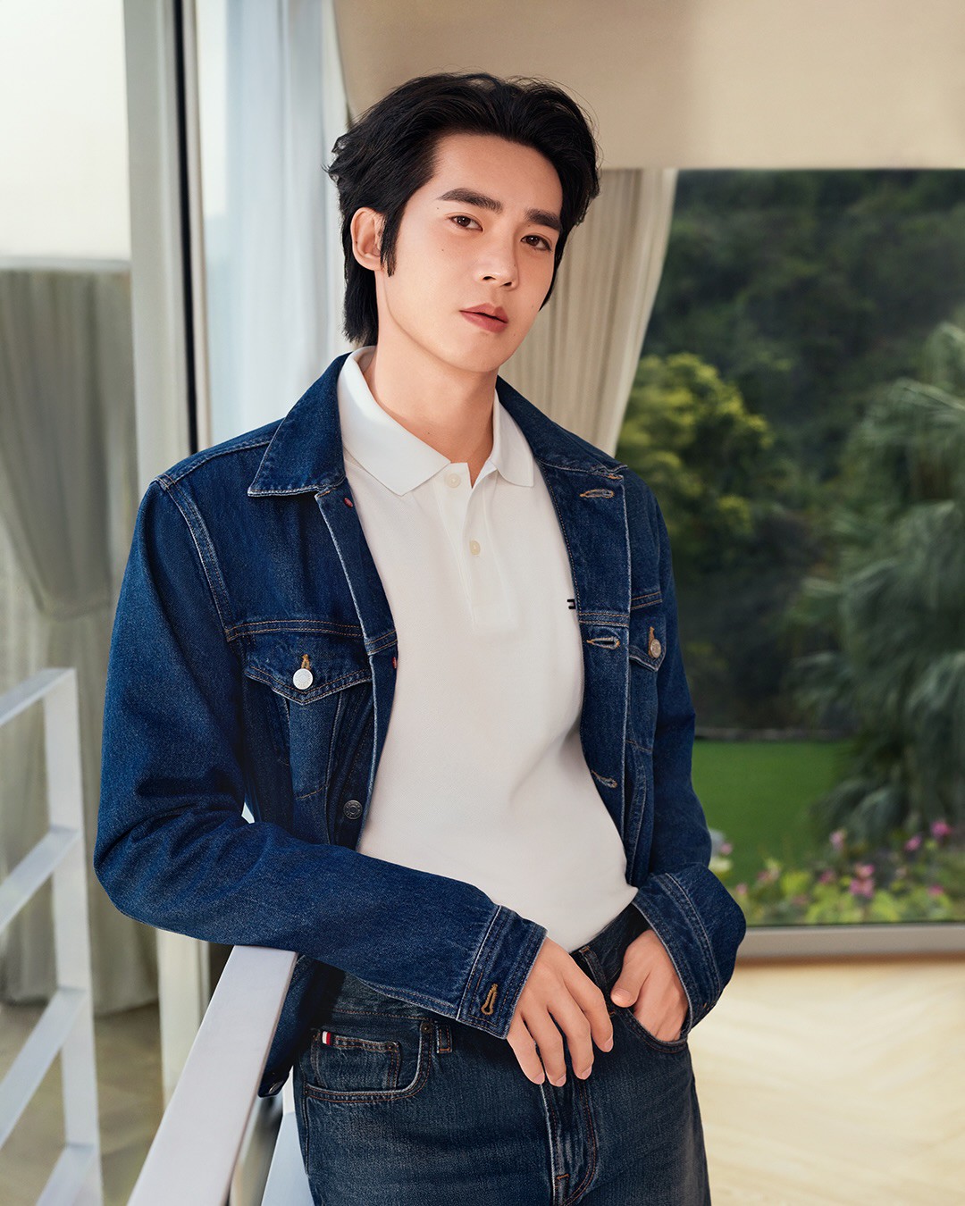 Hinh anh Tân Đại sứ thương hiệu Tommy Hilfiger Vu Thích: ‘Classic American Cool’ gặp gỡ nghệ sĩ đa diện châu Á 2