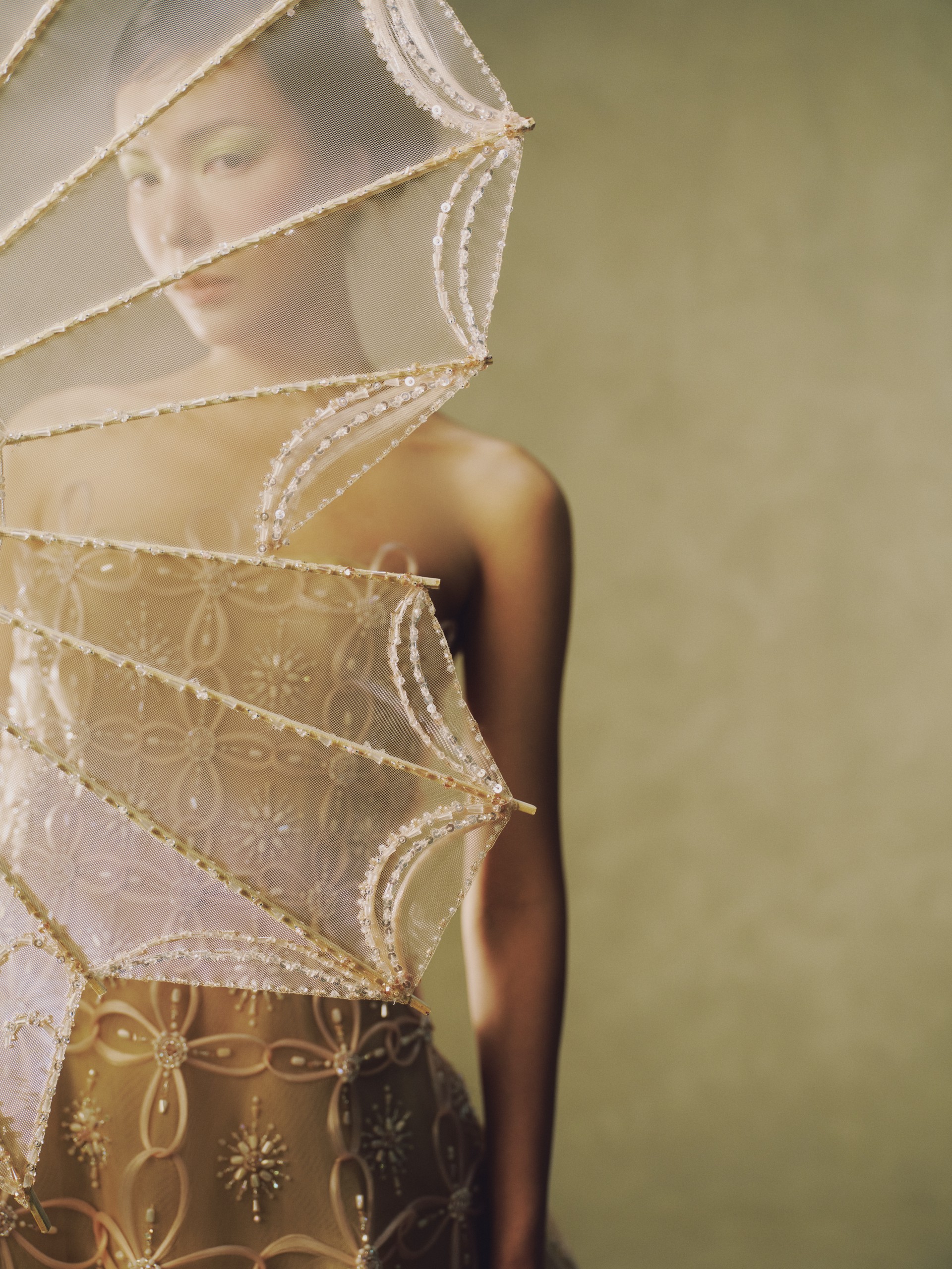 Hinh anh Nhà thiết kế Phan Huy: Bản nguyên từ đôi bàn tay 2