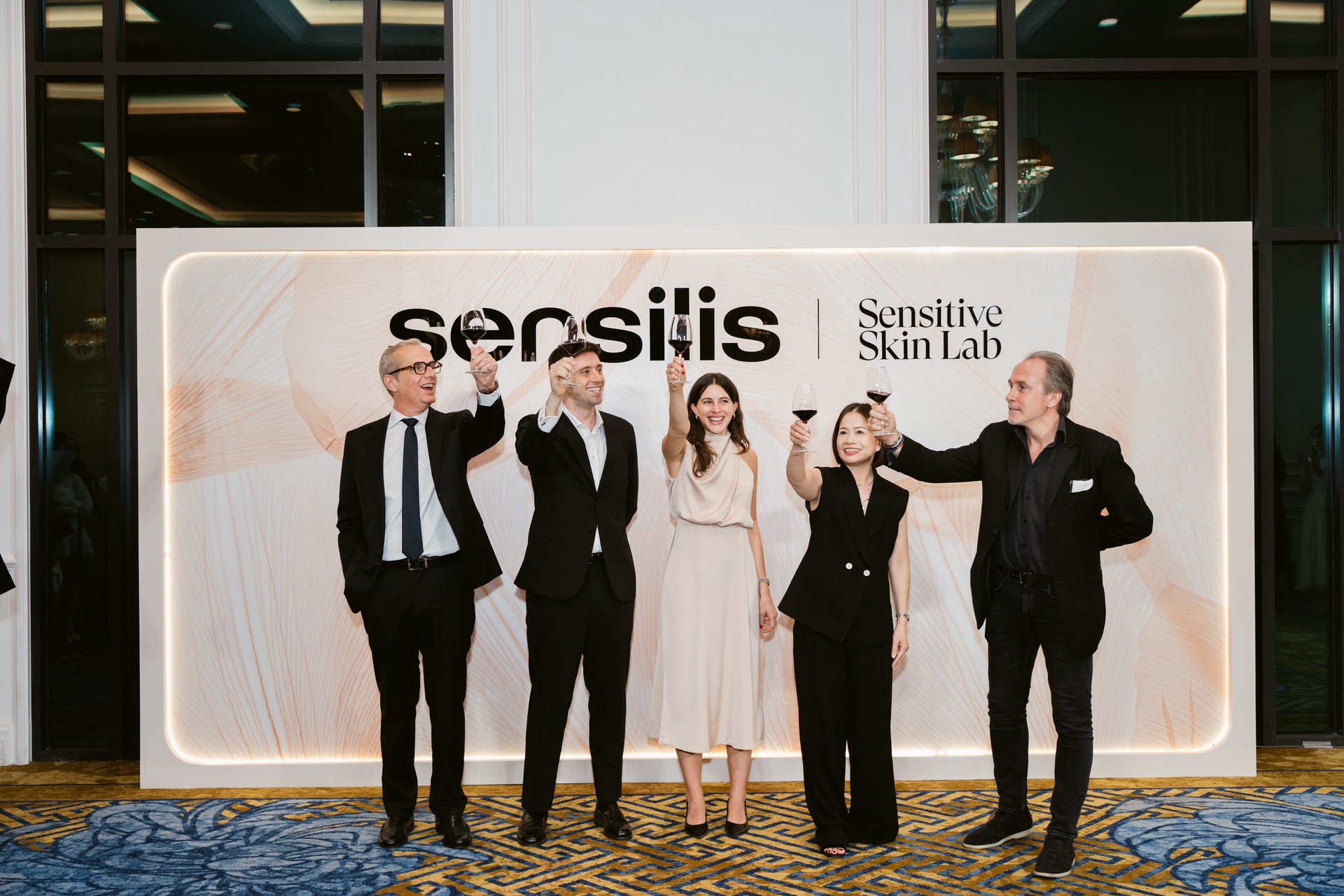 Hinh anh Sensilis dẫn lối chuẩn mực mới về vẻ đẹp vượt thời gian 3