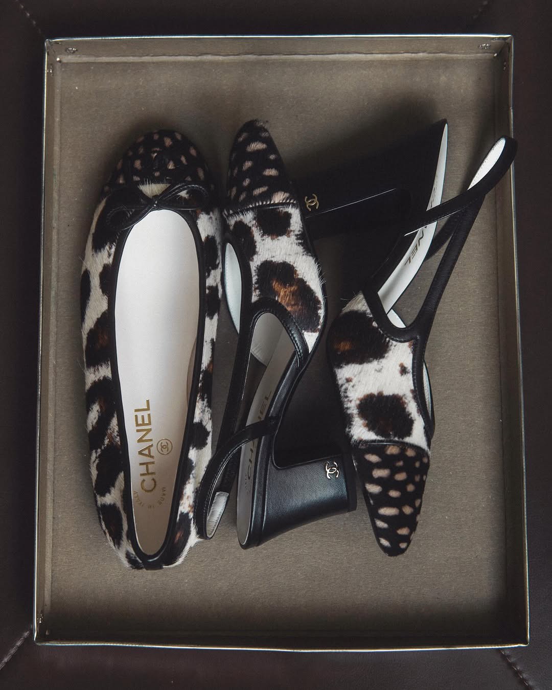 Hinh anh Thời trang hậu “cấm lông thú”: Lông vũ, lông cừu và lông ngựa lên ngôi 5