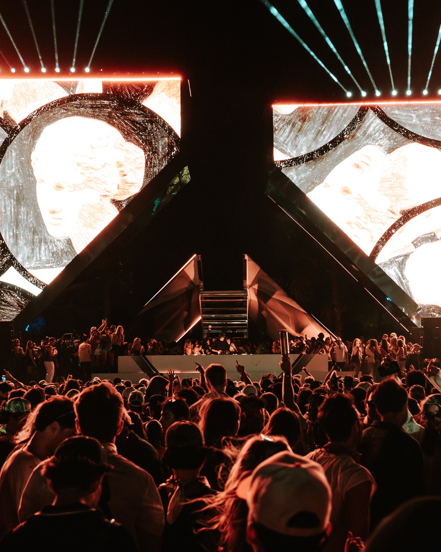 Hinh anh Coachella: Hành trình biến sa mạc khô cằn thành 'thánh địa' âm nhạc toàn cầu 6