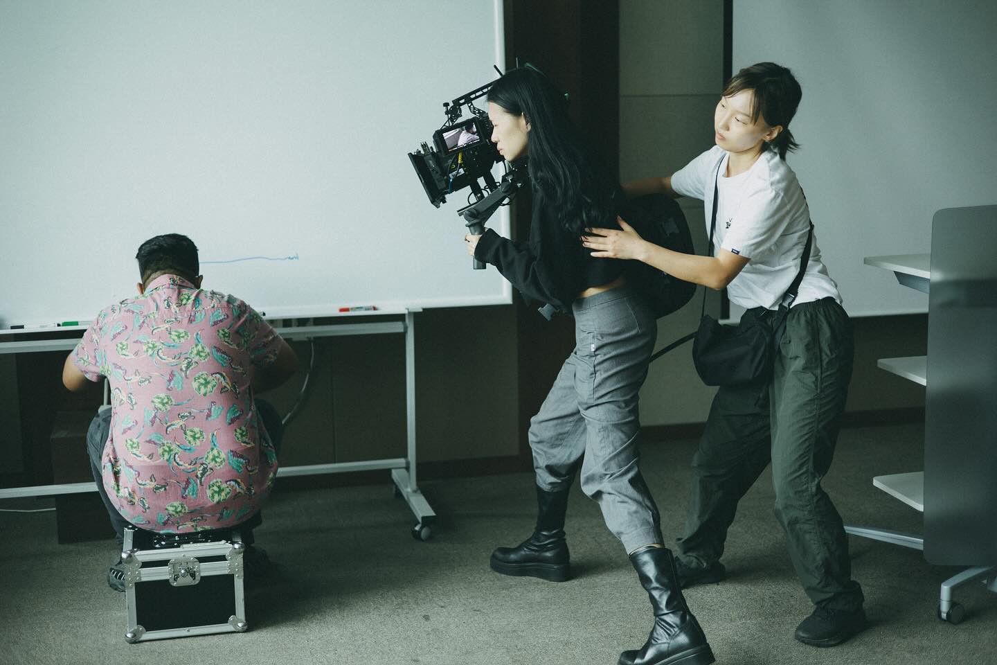 Hinh anh Sự ghi nhận này được trao cho một nhà quay phim trẻ có tư duy hình ảnh phản chiếu tinh thần đổi mới và tiêu chuẩn xuất sắc mà chúng tôi theo đuổi suốt 91 năm qua. Linh Đan sẽ được tiếp cận những công nghệ Angénieux tốt nhất cho dự án tiếp theo của mình. 4