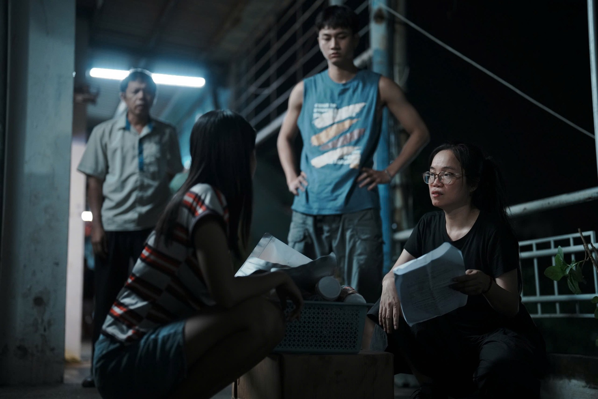 Hinh anh Không ít người định kiến và thực ra là nhiều trường hợp có thật cho thấy, đạo diễn làm truyền hình quá lâu năm khi chuyển sang điện ảnh, chất truyền hình vẫn còn trong phim. Từ trải nghiệm cá nhân, chị nghĩ sao về điều này? 4