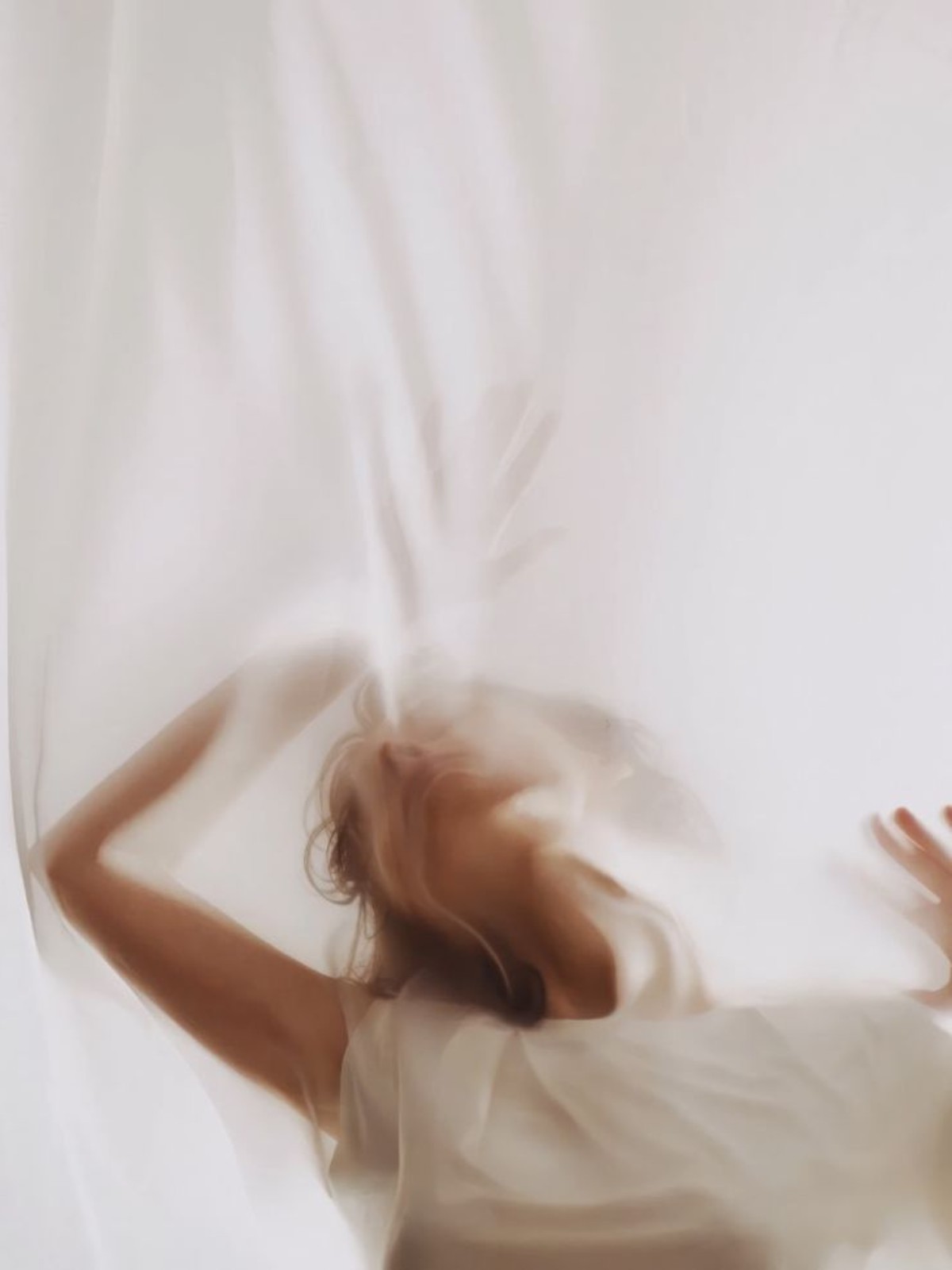 Hinh anh Dầu khoáng, silicone, PEG trong mỹ phẩm và góc nhìn toàn diện về những dẫn xuất từ dầu mỏ 1