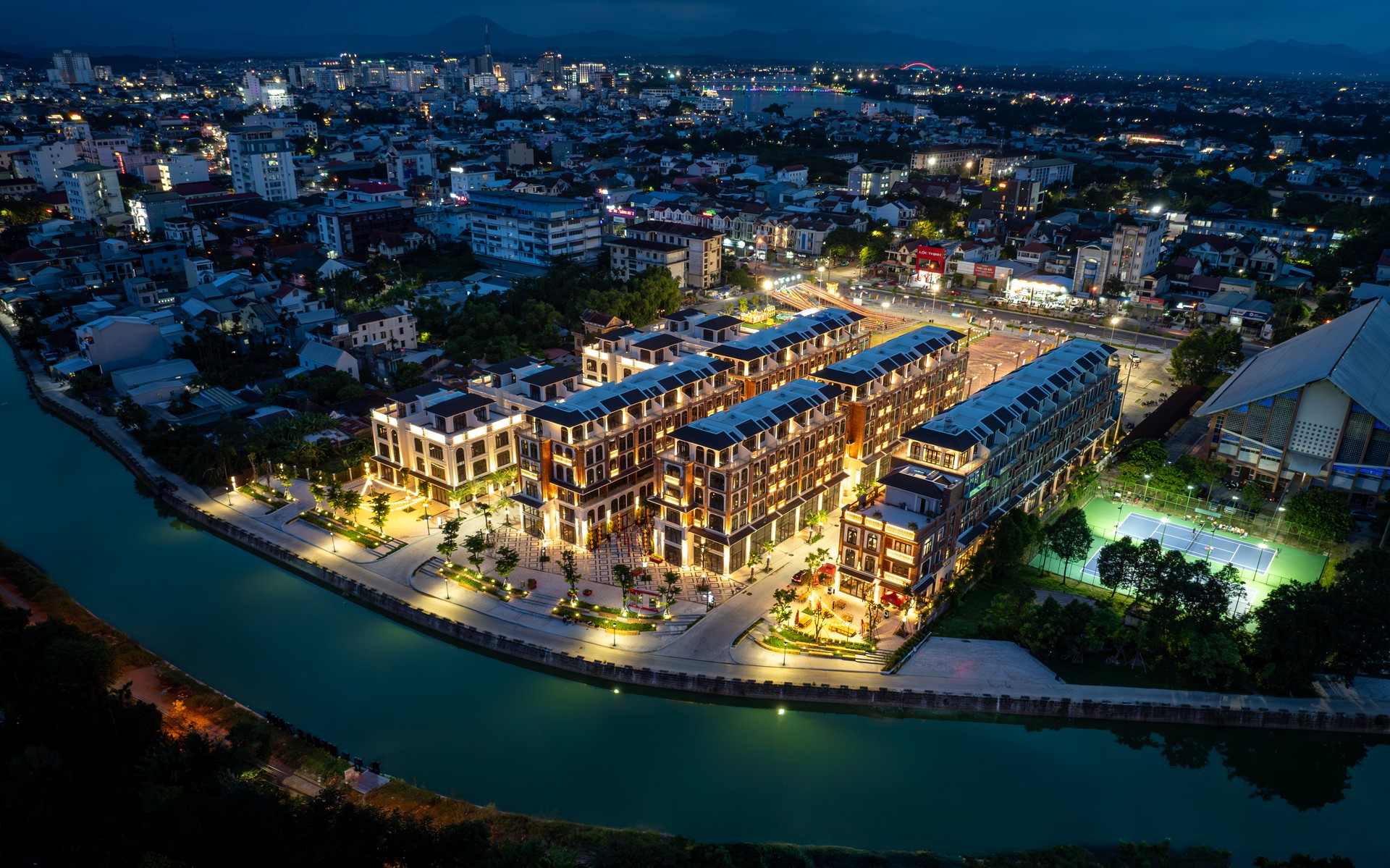 Hinh anh Sao anh không về chơi thôn Vĩ? 5