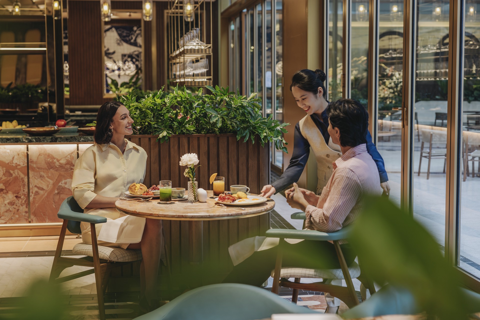 Hinh anh Fairmont Hà Nội: 'nhịp đập' mới của giao thoa văn hóa - xã hội 10