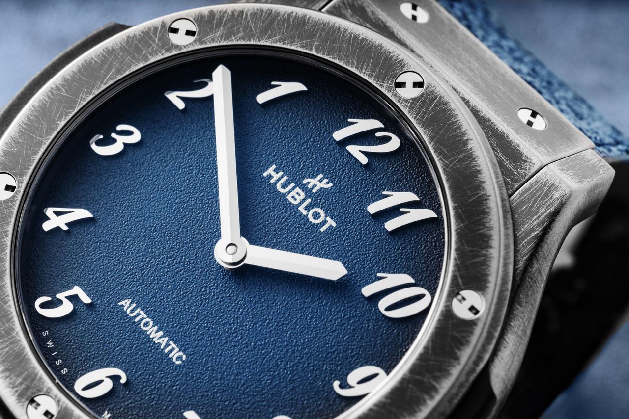 Hinh anh Hublot ra mắt Classic Fusion Titanium Retroverse phiên bản giới hạn hợp tác cùng The Hour Glass 4