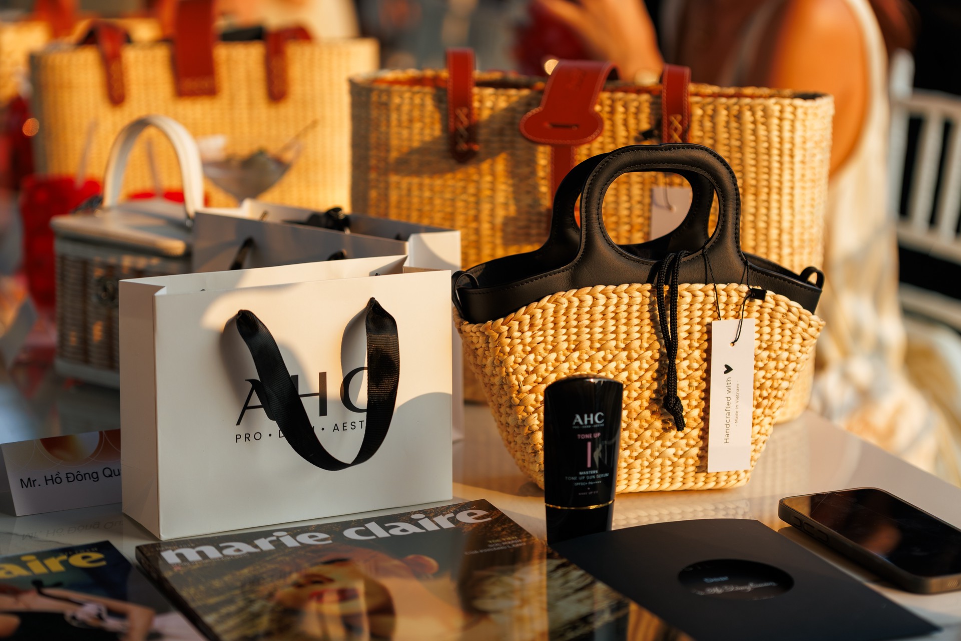 Hinh anh Marie Claire Privé x AHC: Chuyến du ngoạn mùa Hè bắt đầu từ chống nắng 19