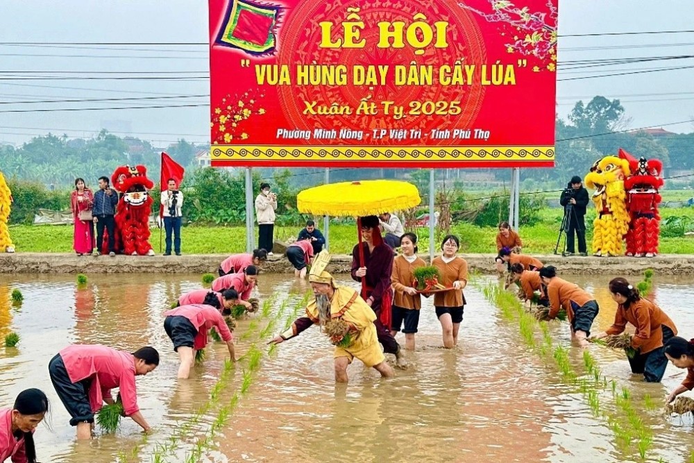 Hinh anh Phù hợp định nghĩa di sản phi vật thể: 4
