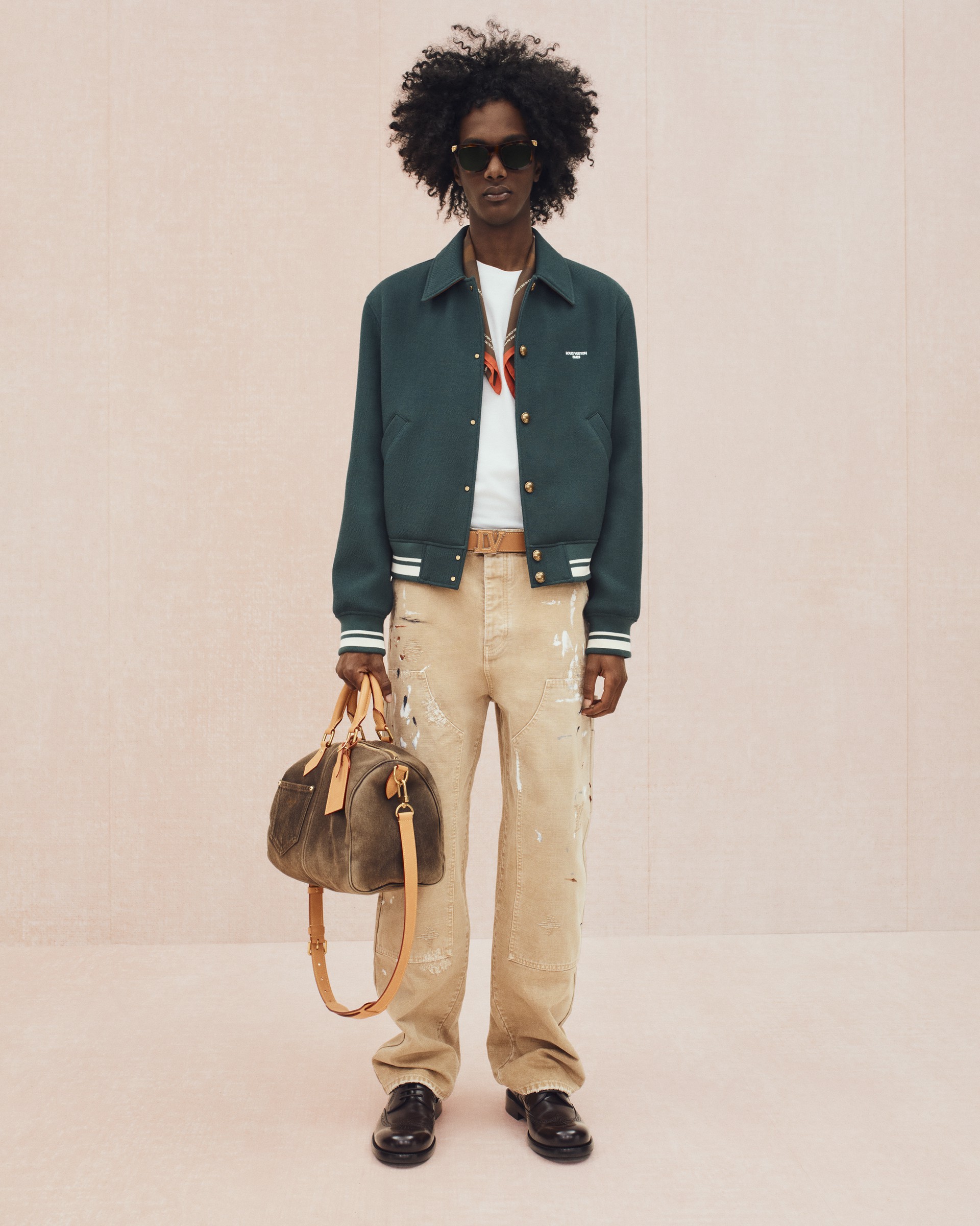 Hinh anh Louis Vuitton Pre-Fall 2026: Một buổi dạo chơi ở Central Park của Pharrell Williams 12