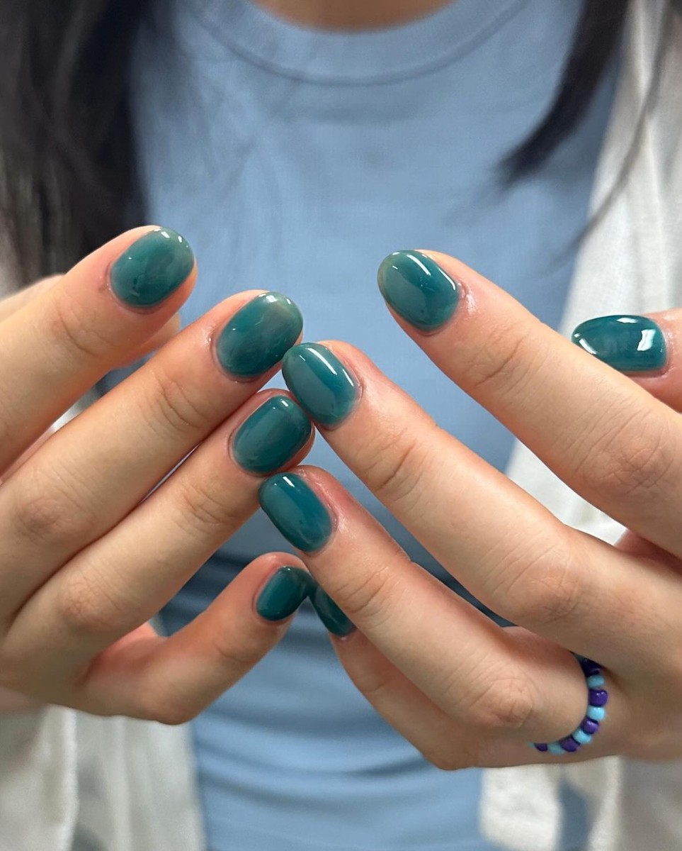 Hinh anh 5 màu nail thanh lịch kiểu Pháp cho mùa Hè 2026 14