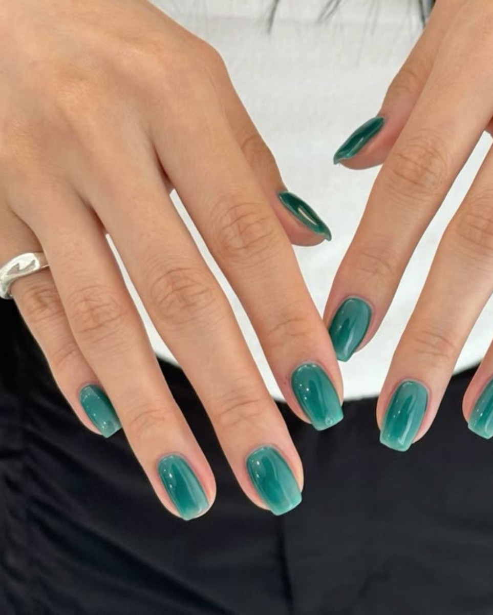 Hinh anh 5 màu nail thanh lịch kiểu Pháp cho mùa Hè 2026 15