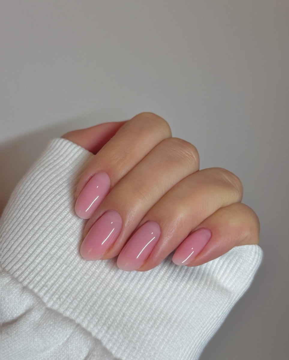 Hinh anh 5 màu nail thanh lịch kiểu Pháp cho mùa Hè 2026 1