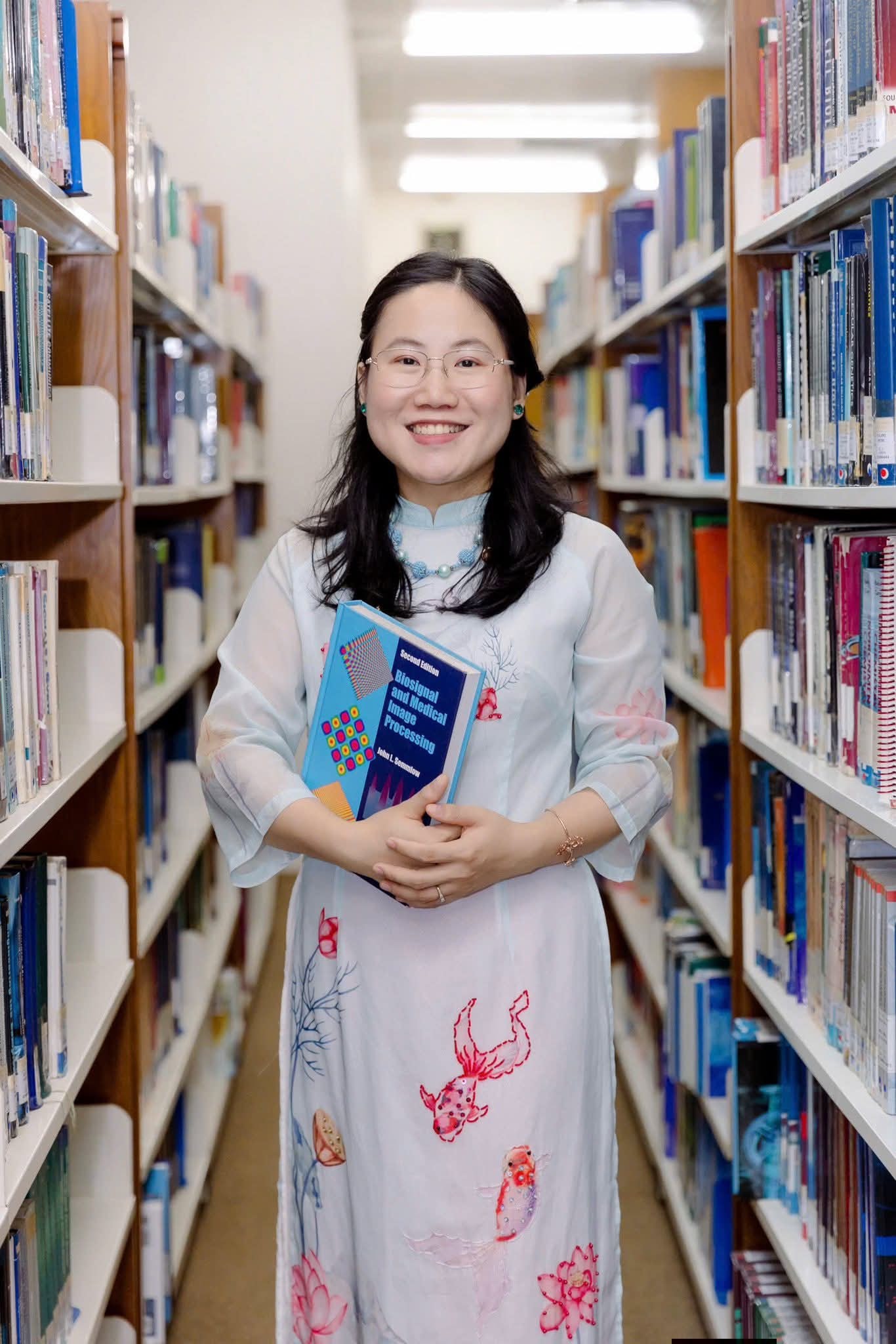 Hinh anh Bài: Cécile Uyên Phương 7