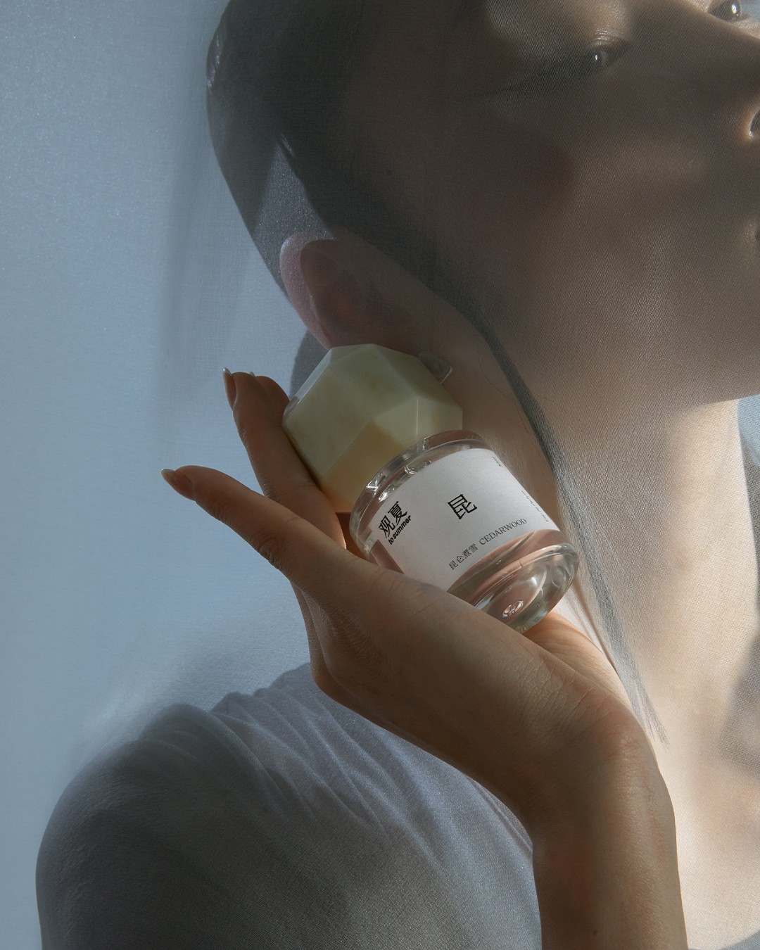 Hinh anh Nước hoa nội địa Trung: Khi văn hóa thưởng trà được lột tả trong nghệ thuật điều hương  11