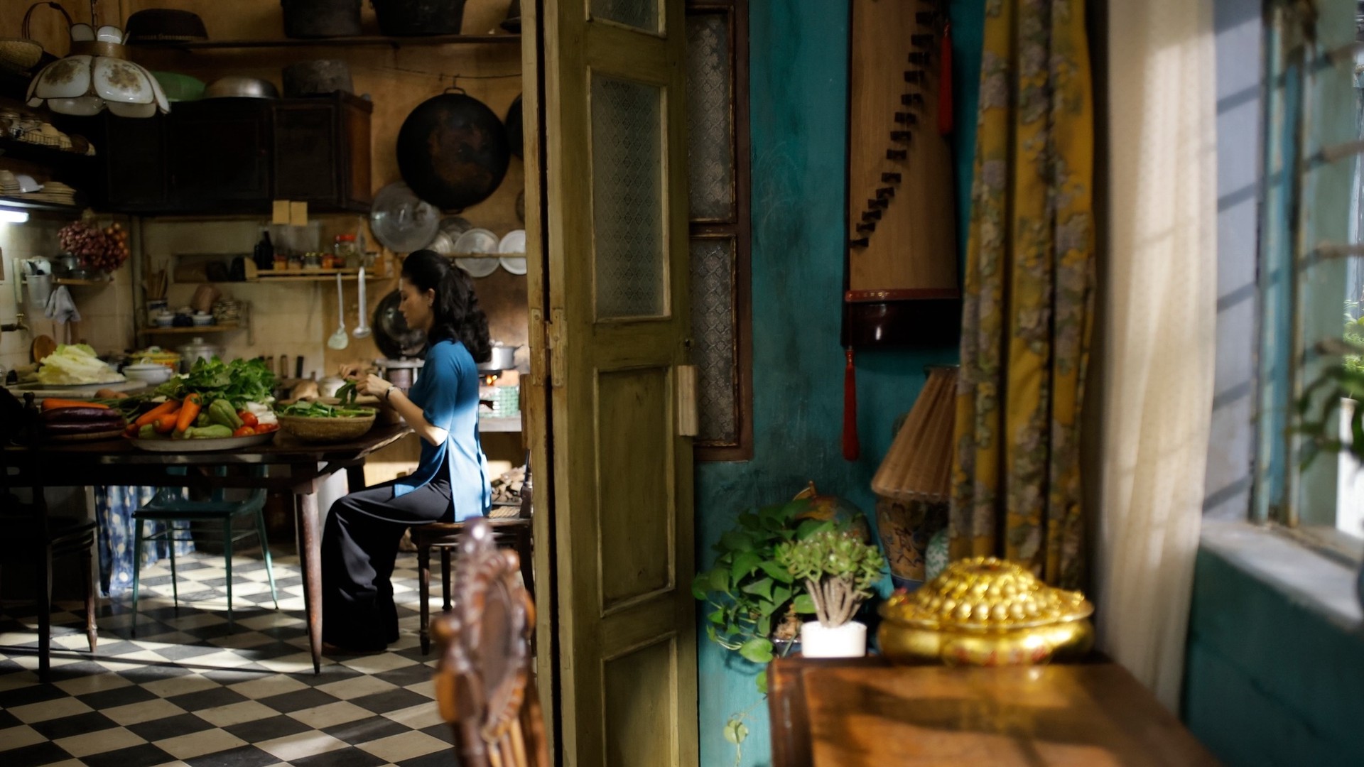 Hinh anh ‘Hẹn em ngày nhật thực’ và sức hút của những cuốn phim thời đại cũ 6