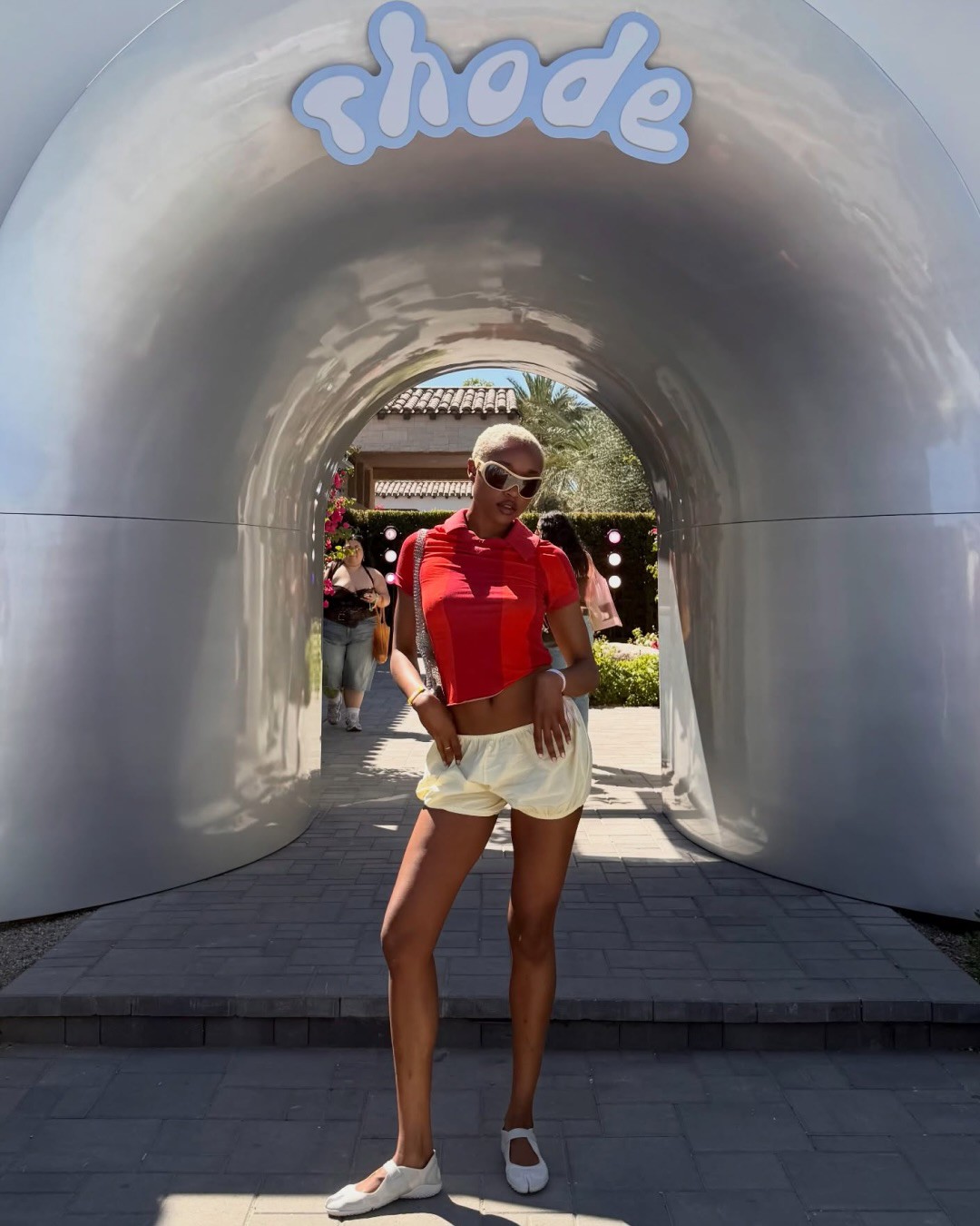 Hinh anh Rhode World và sức hút của nhà Bieber tại Coachella 2026 1