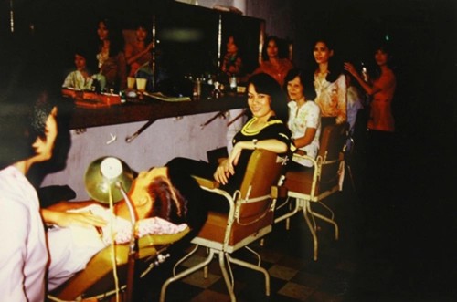 Hinh anh Chút hoài niệm về những xu hướng trang điểm sau giải phóng 8