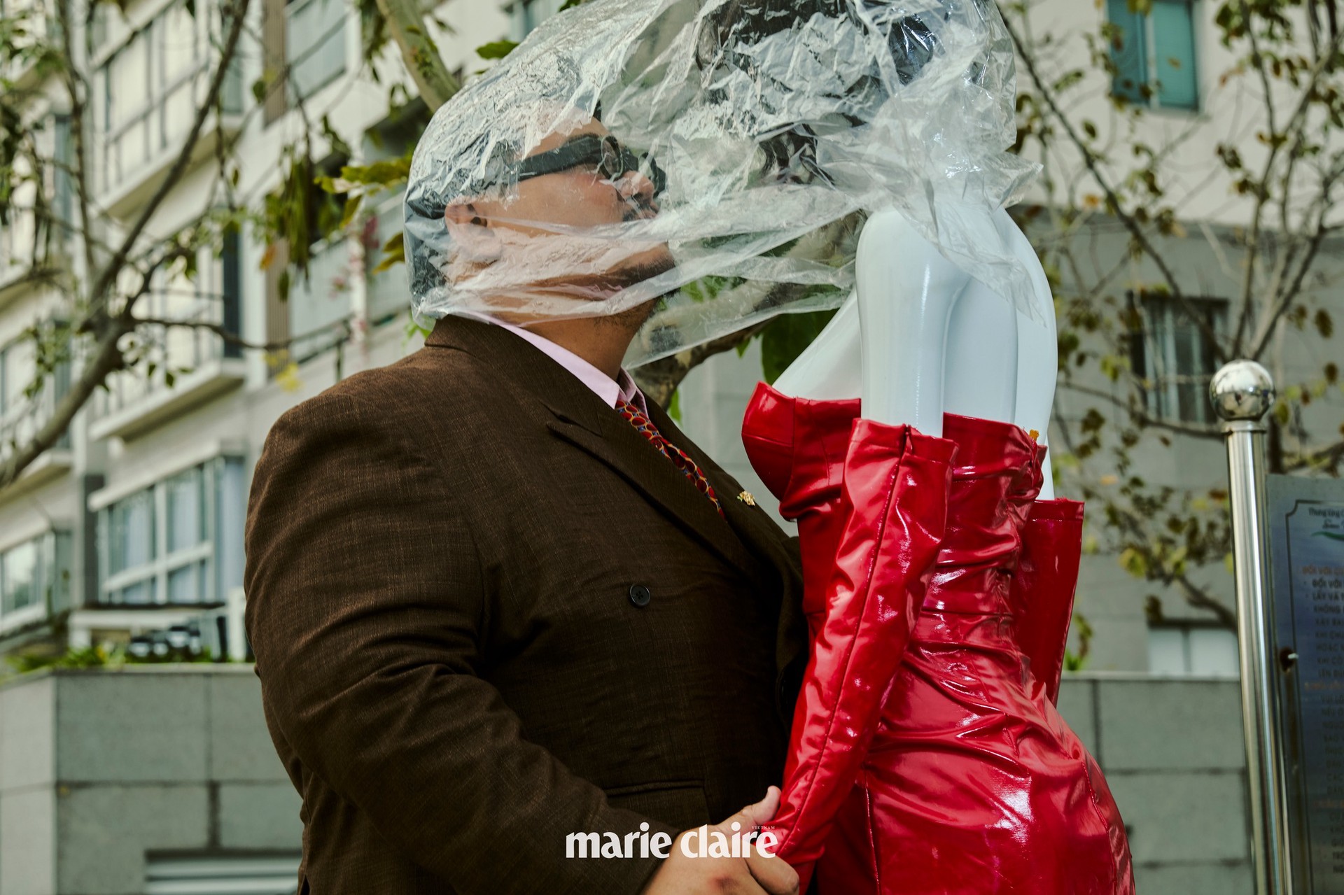 Hinh anh Táo và hành trình hợp nhất những bản ngã 5