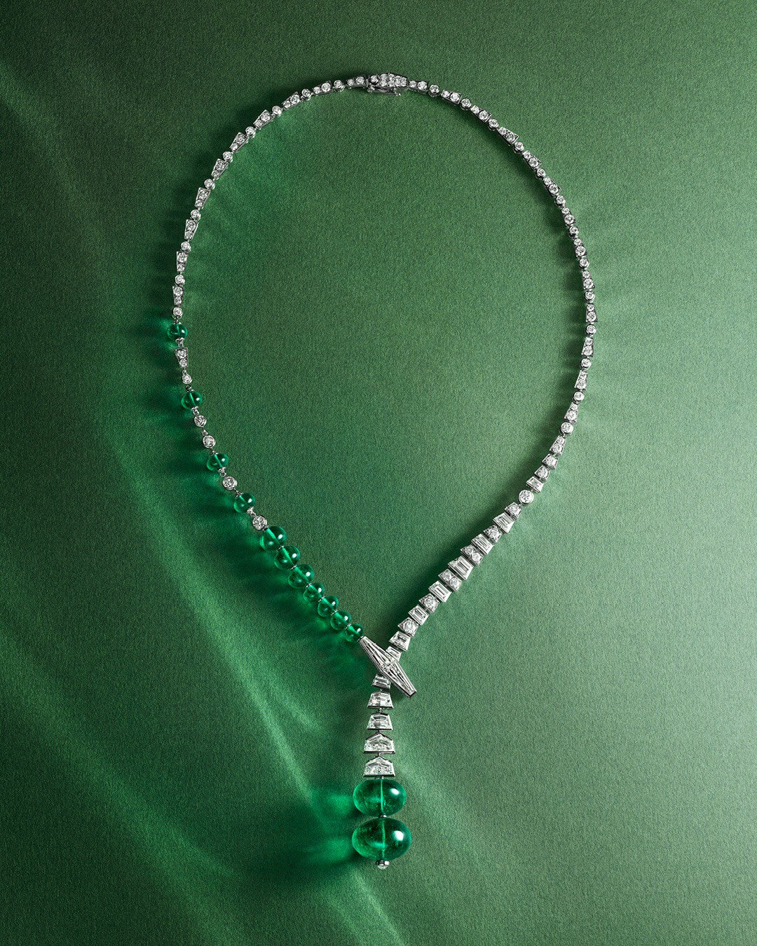 Hinh anh Cartier ra mắt bộ sưu tập High Jewelry Le Chœur des Pierres tại Saint Tropez 3