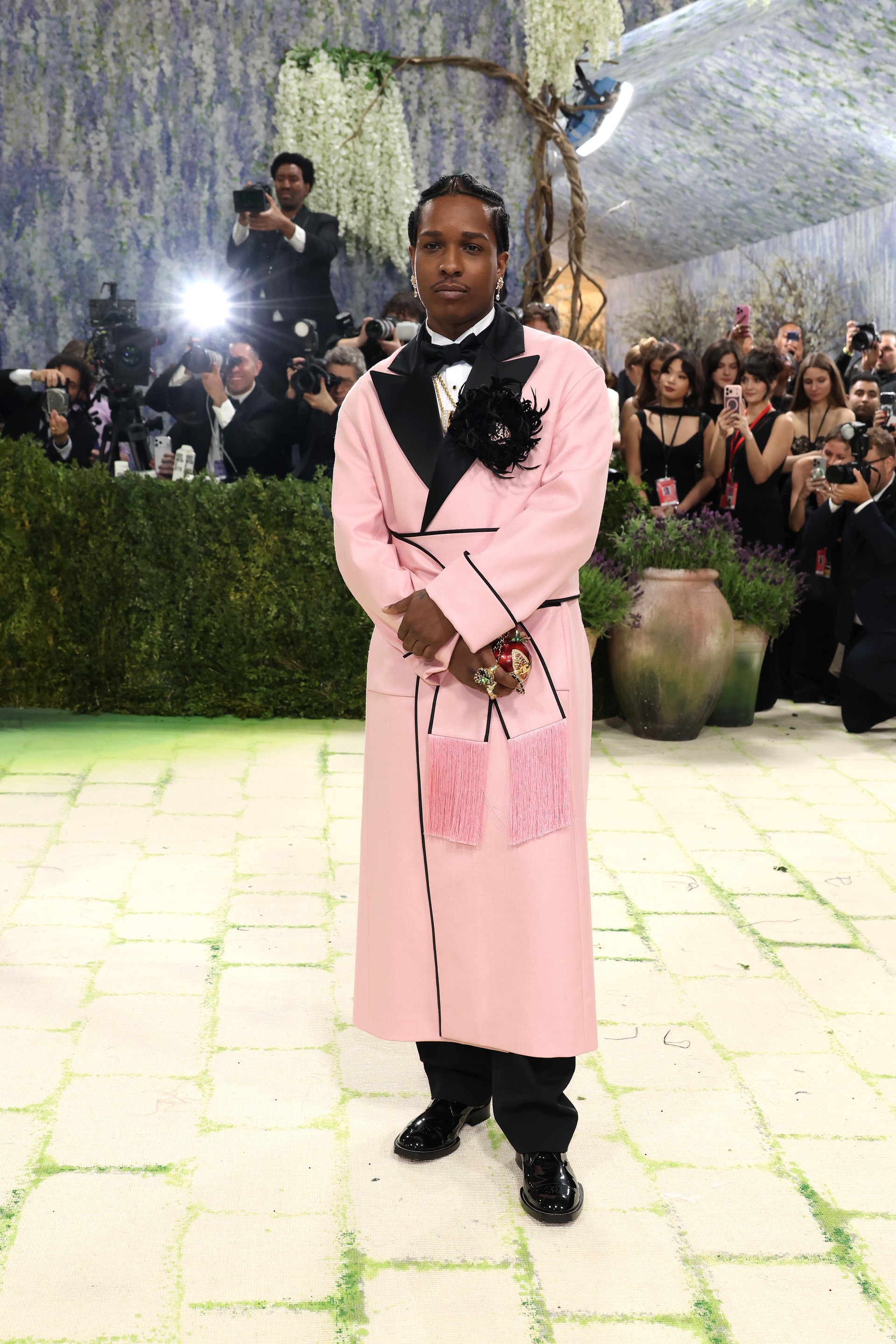 Hinh anh Met Gala 2026: Phép thử tham vọng của Matthieu Blazy cho tân diện mạo CHANEL  7