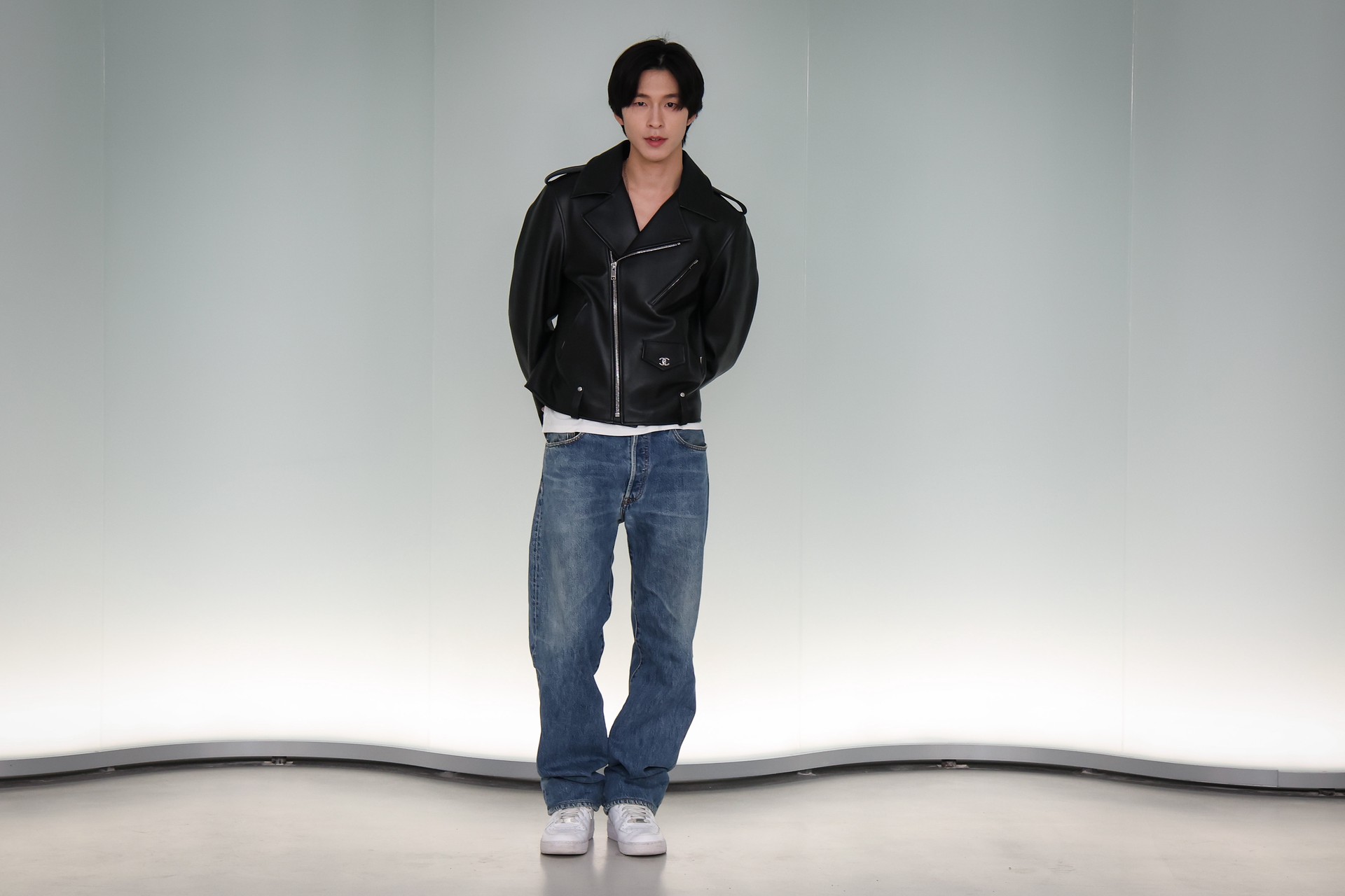 Hinh anh Dàn khách mời chiếm trọn ống kính CHANEL Métiers d’Art Show 2026 tại Seoul 18