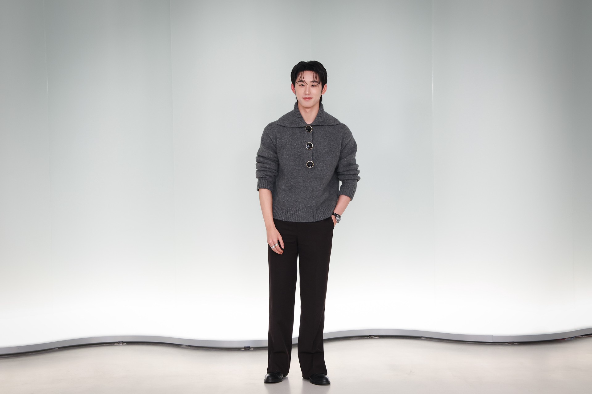 Hinh anh Dàn khách mời chiếm trọn ống kính CHANEL Métiers d’Art Show 2026 tại Seoul 7