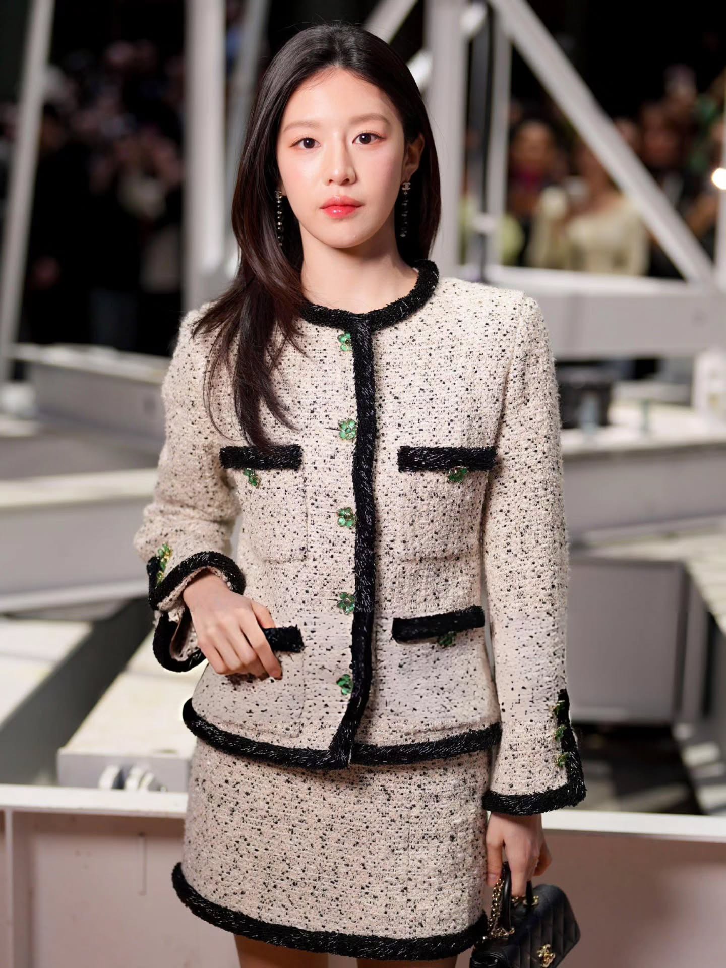 Hinh anh CHANEL Métiers d’art 2026 từ New York đến Seoul 5