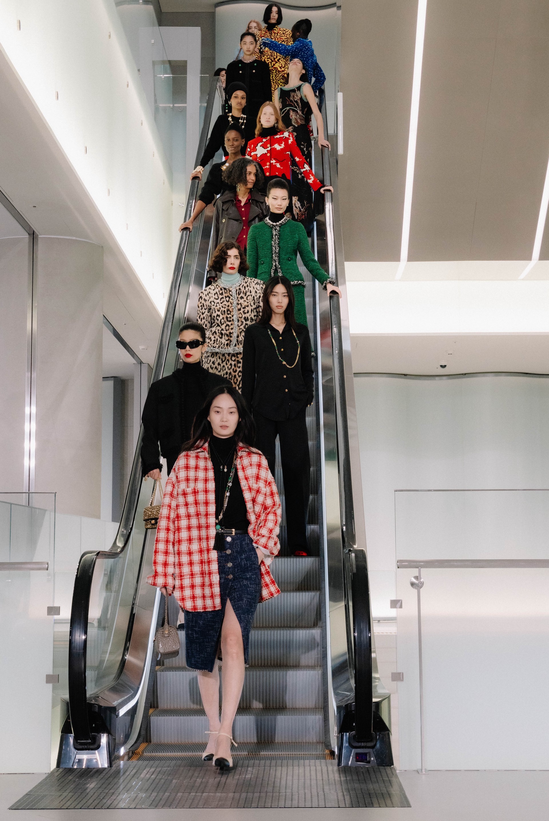 Hinh anh CHANEL Métiers d’Art tại Seoul: Tái diễn nhưng không lặp lại 26