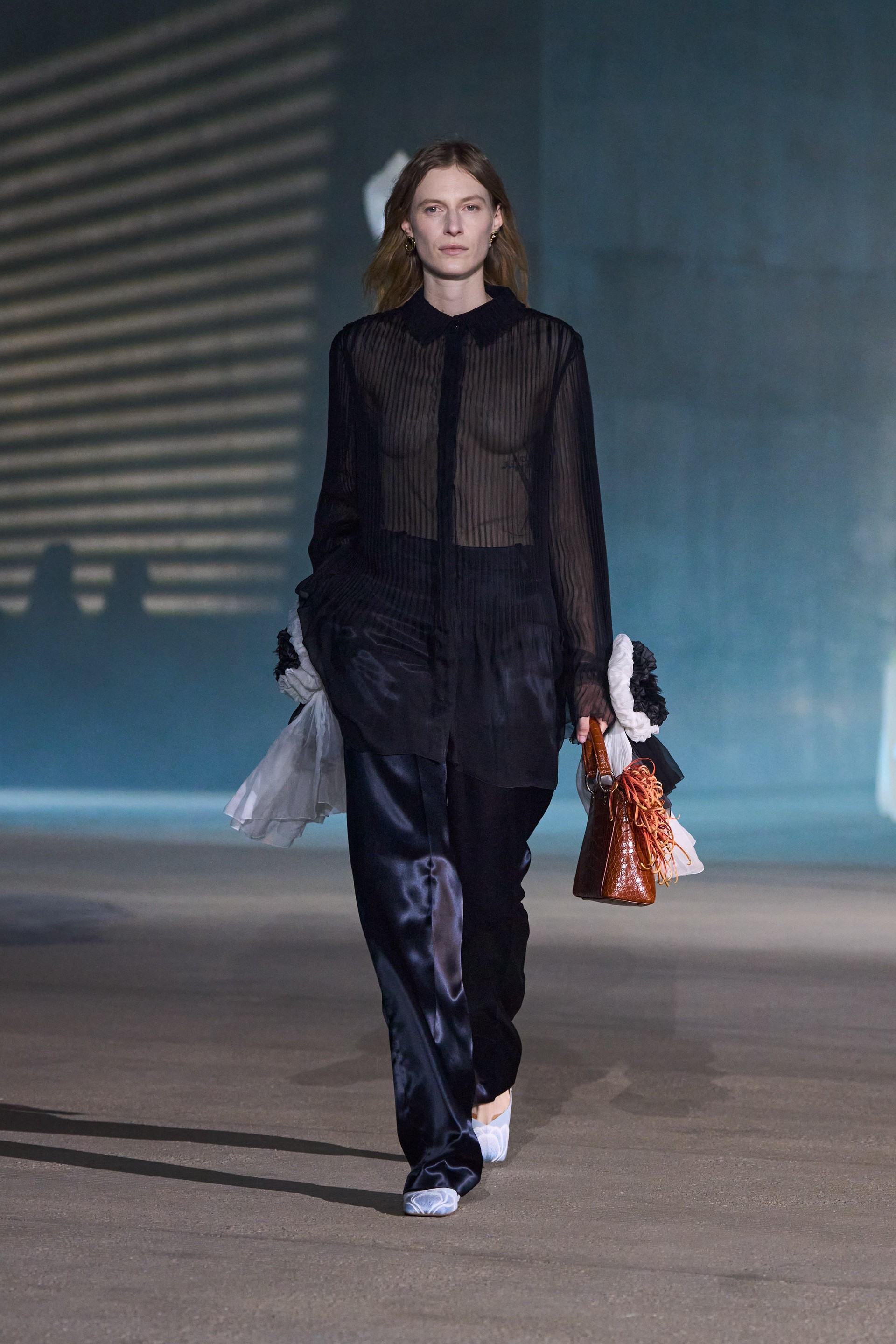 Hinh anh Dior Cruise 2027: Cuộc hạnh ngộ của những giấc mơ  12