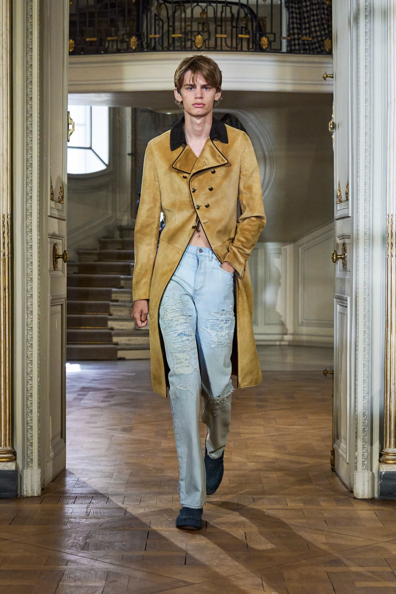 Hinh anh Dior Men's Spring/Summer 2027: Cuộc nổi loạn trong khuôn phép của những quý ông thế hệ mới   14