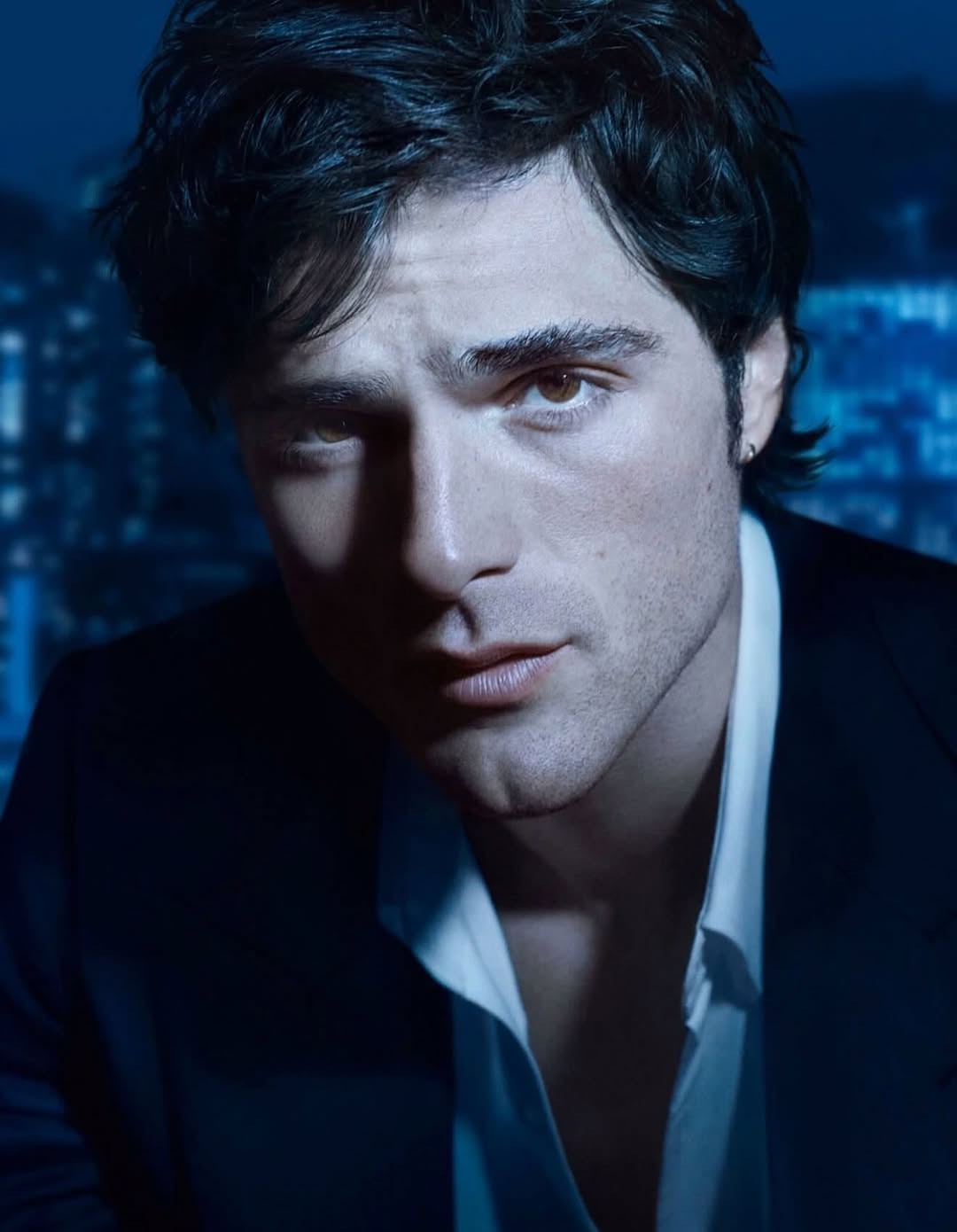Hinh anh Jacob Elordi trong chương mới của BLEU DE CHANEL 1