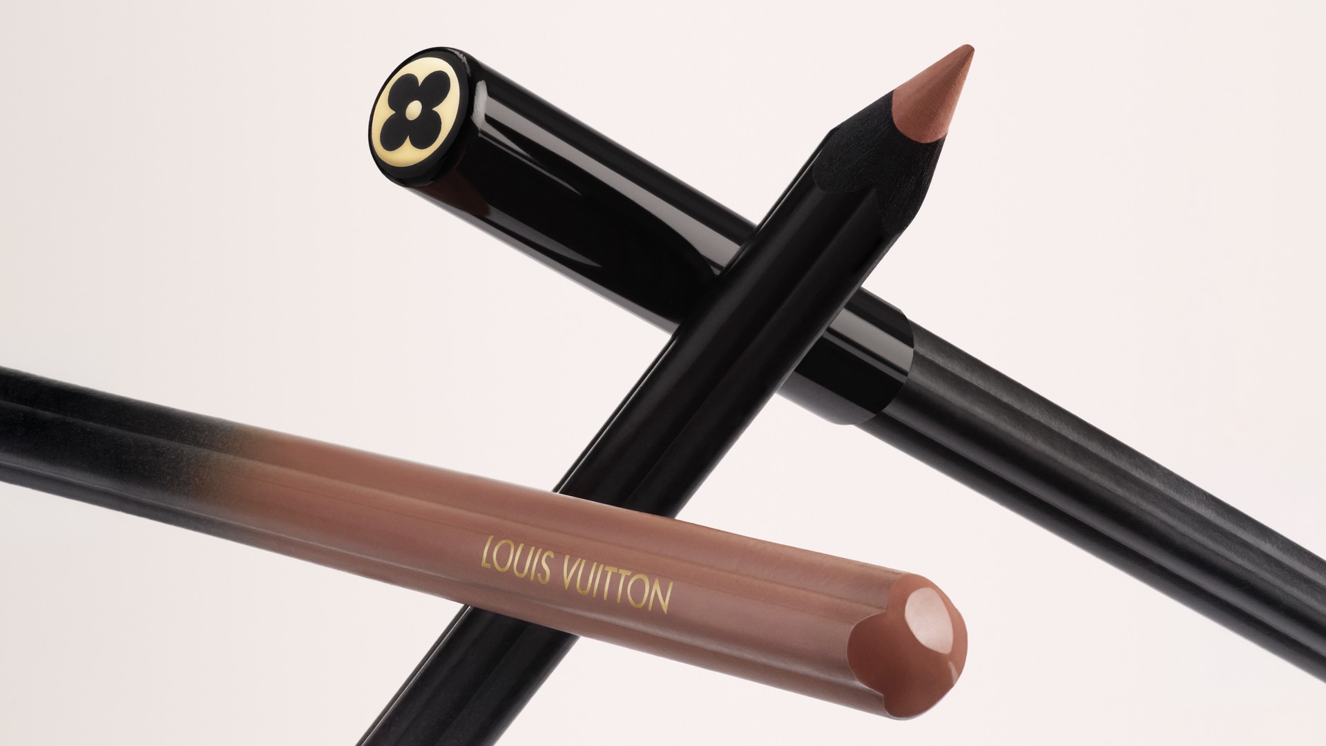 Hinh anh Louis Vuitton mở rộng vũ trụ La Beauté với chì kẻ viền môi LV Crayon 4