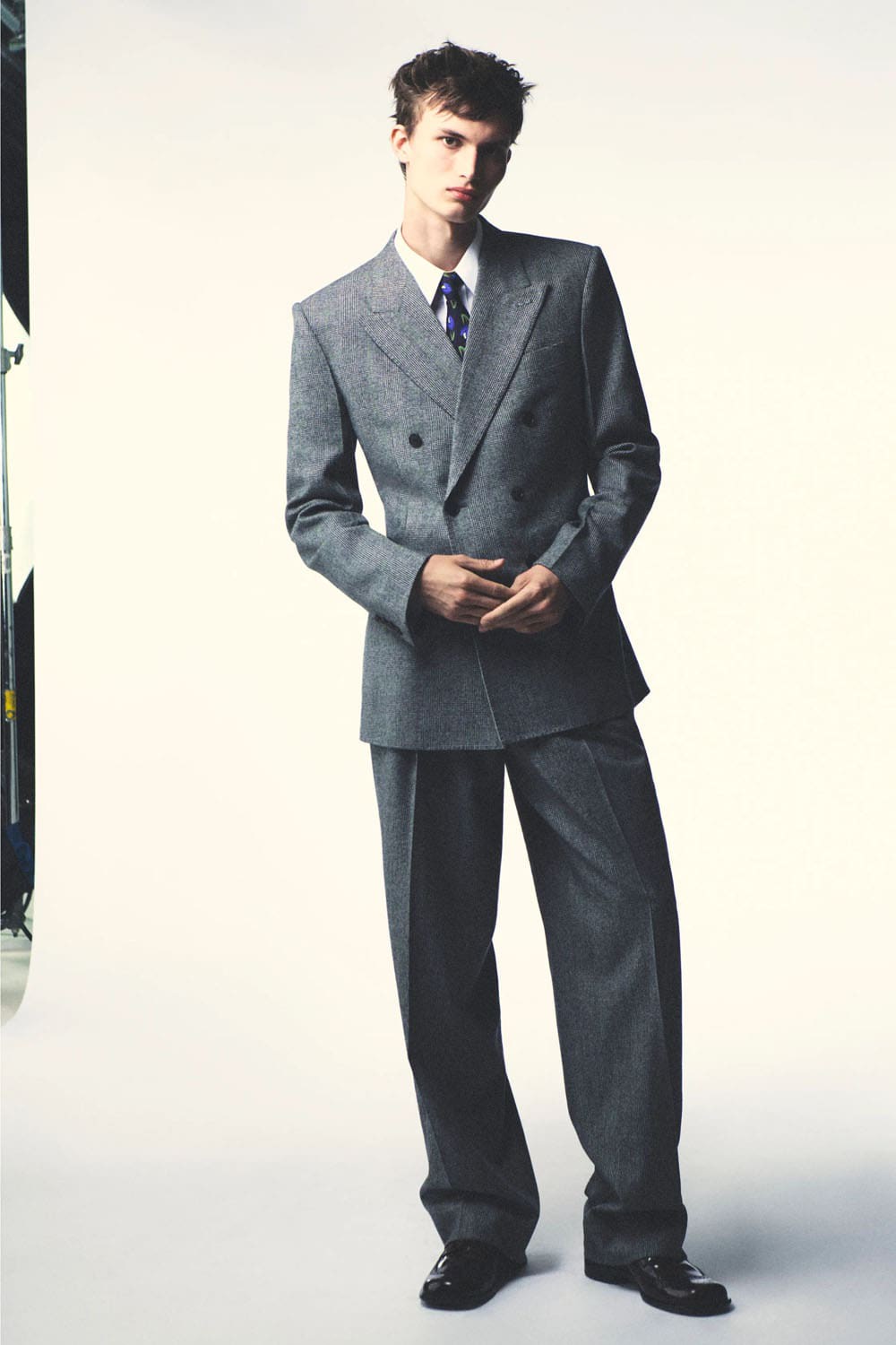 Hinh anh Paris Men's Fashion Week SS27: Thử thách từ thời tiết và những cột mốc chuyển giao 23