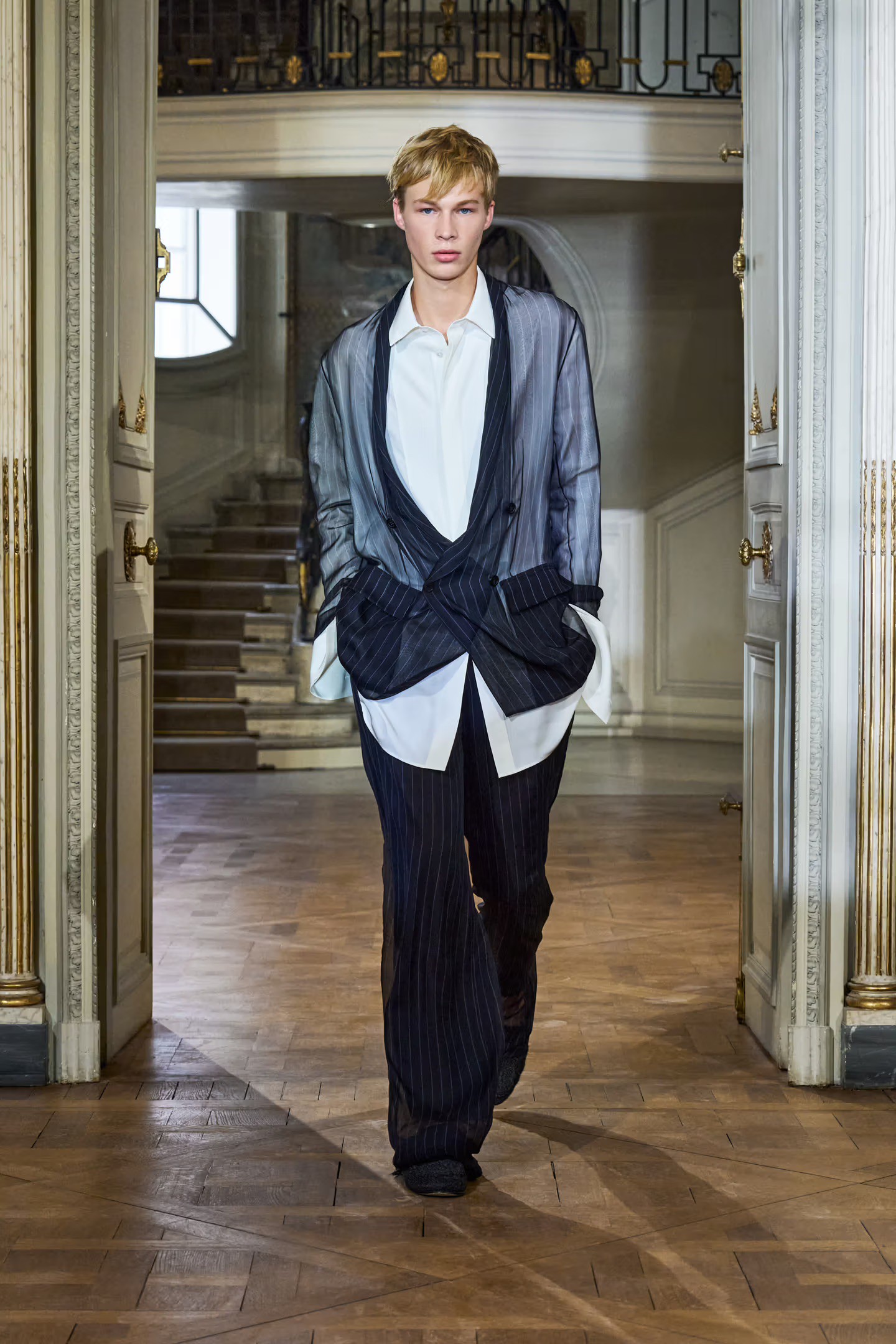 Hinh anh Paris Men's Fashion Week SS27: Thử thách từ thời tiết và những cột mốc chuyển giao 59