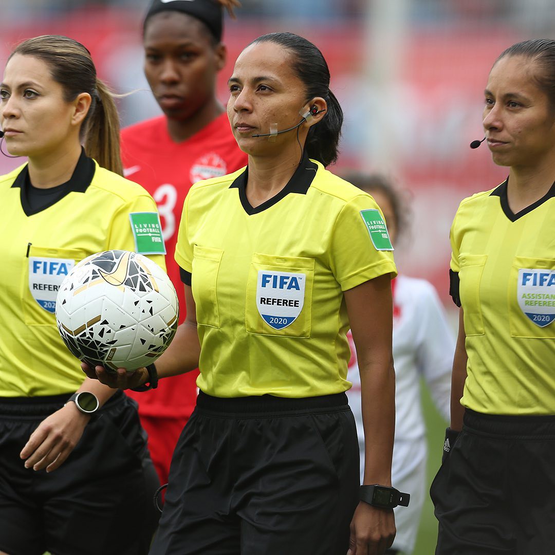 Hinh anh 6 nữ trọng tài trên sân cỏ World Cup 2026 11