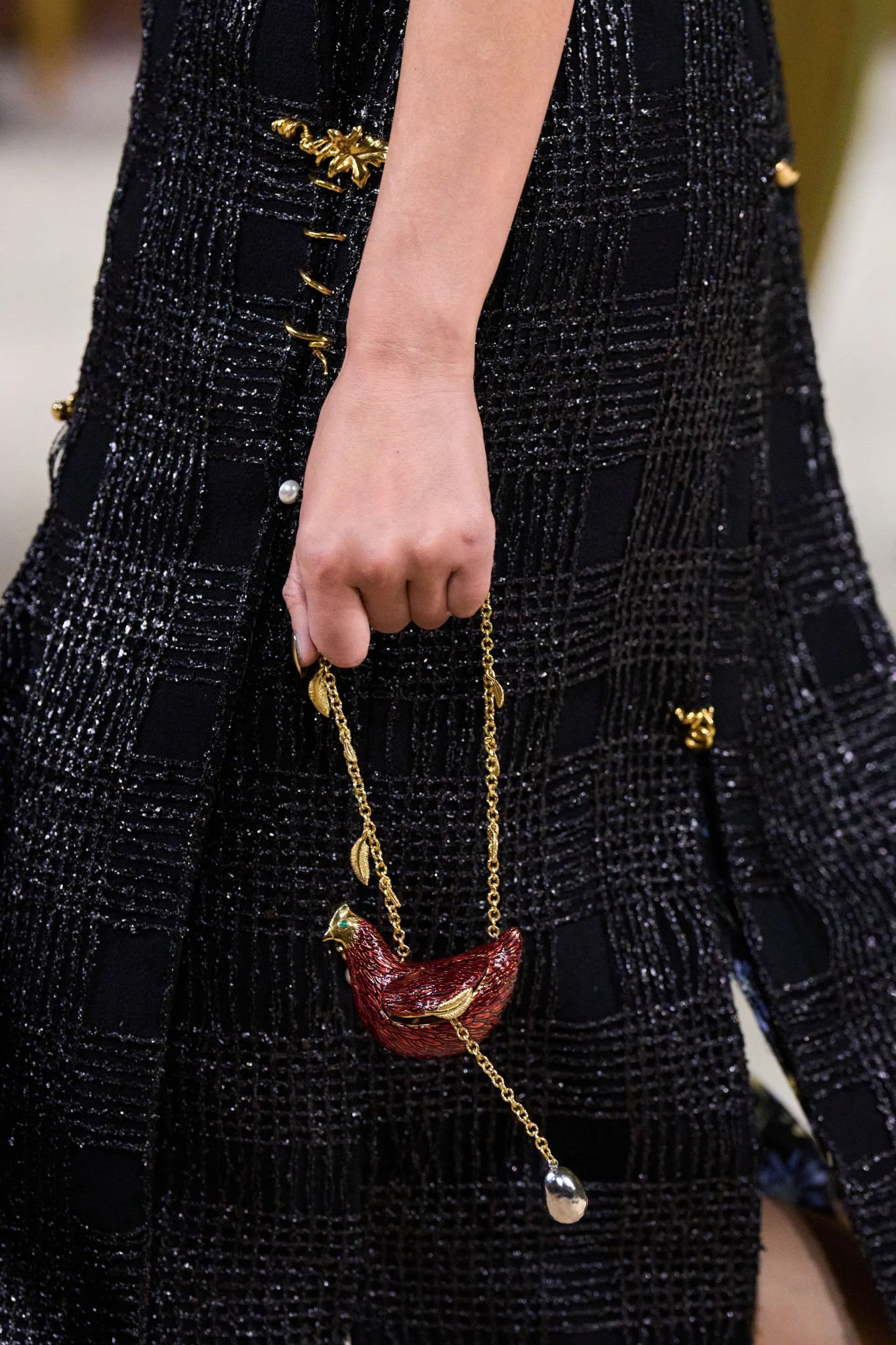 Hinh anh Phụ kiện CHANEL Couture Fall 2026 : Lật giở một giấc mộng cổ tích  9