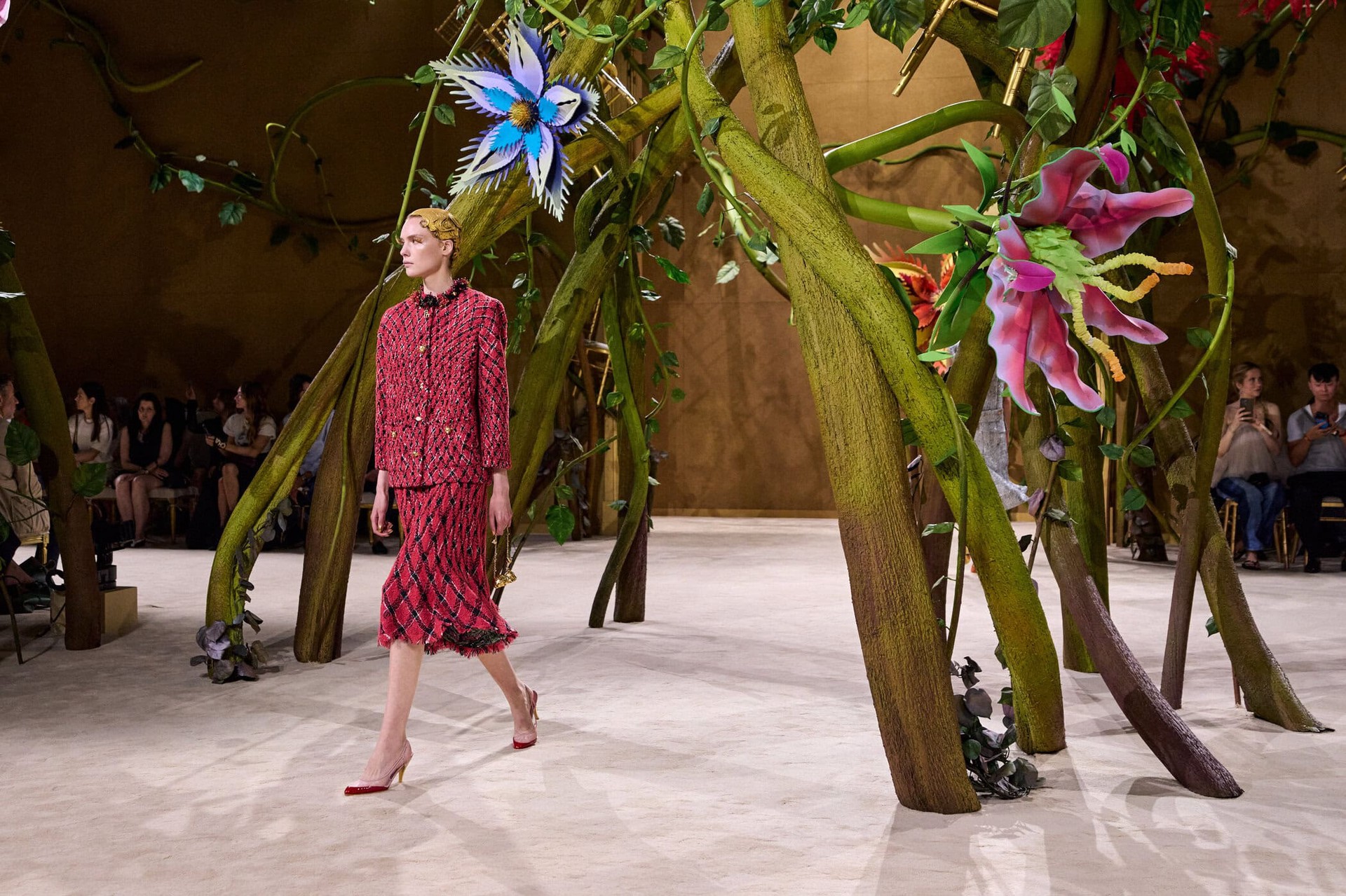 Hinh anh CHANEL Haute Couture FW26: Mỹ miều dưới bóng thi ca 1