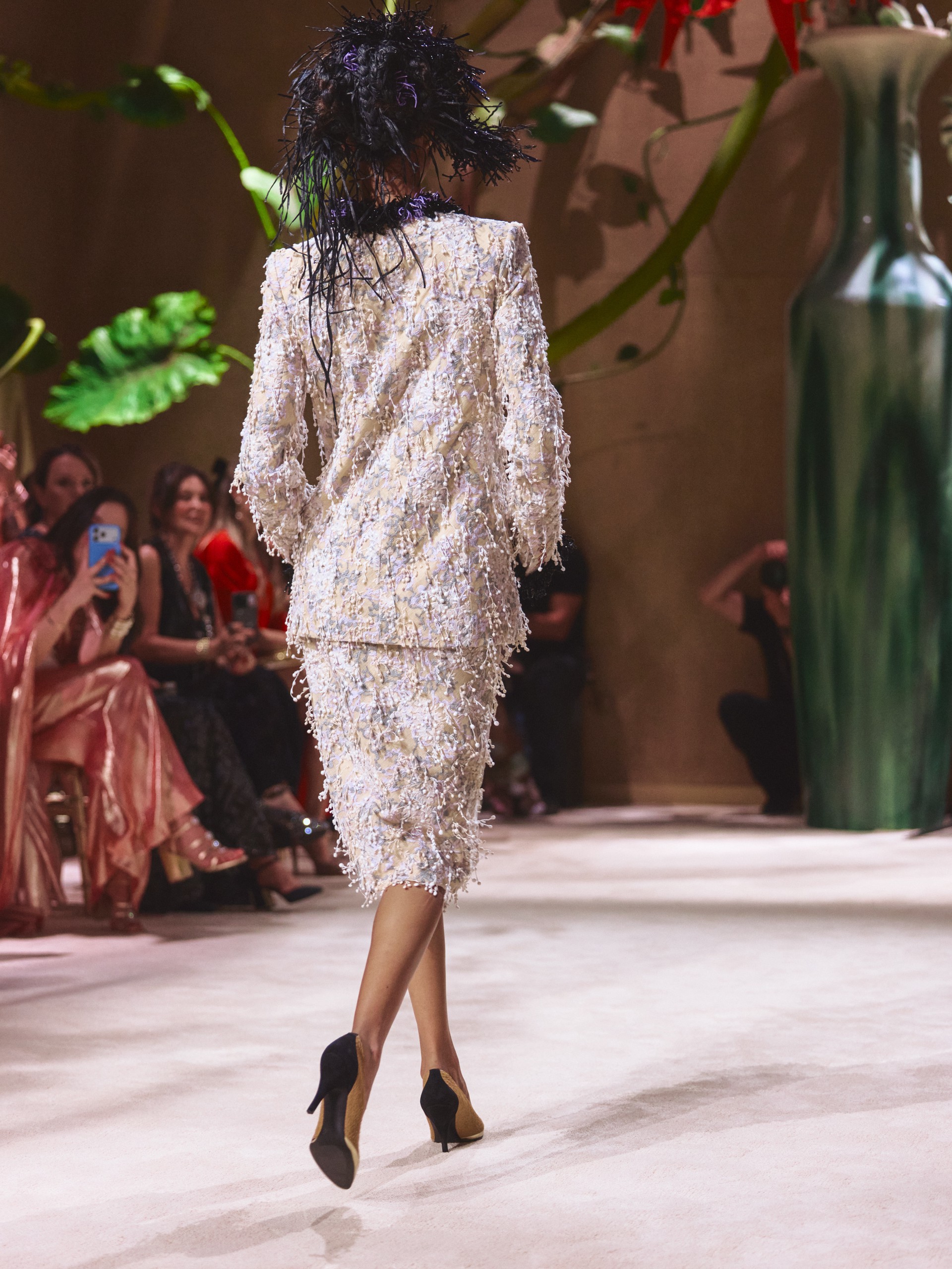 Hinh anh CHANEL Haute Couture Fall/Winter 2026: Phép màu của xưởng may 27