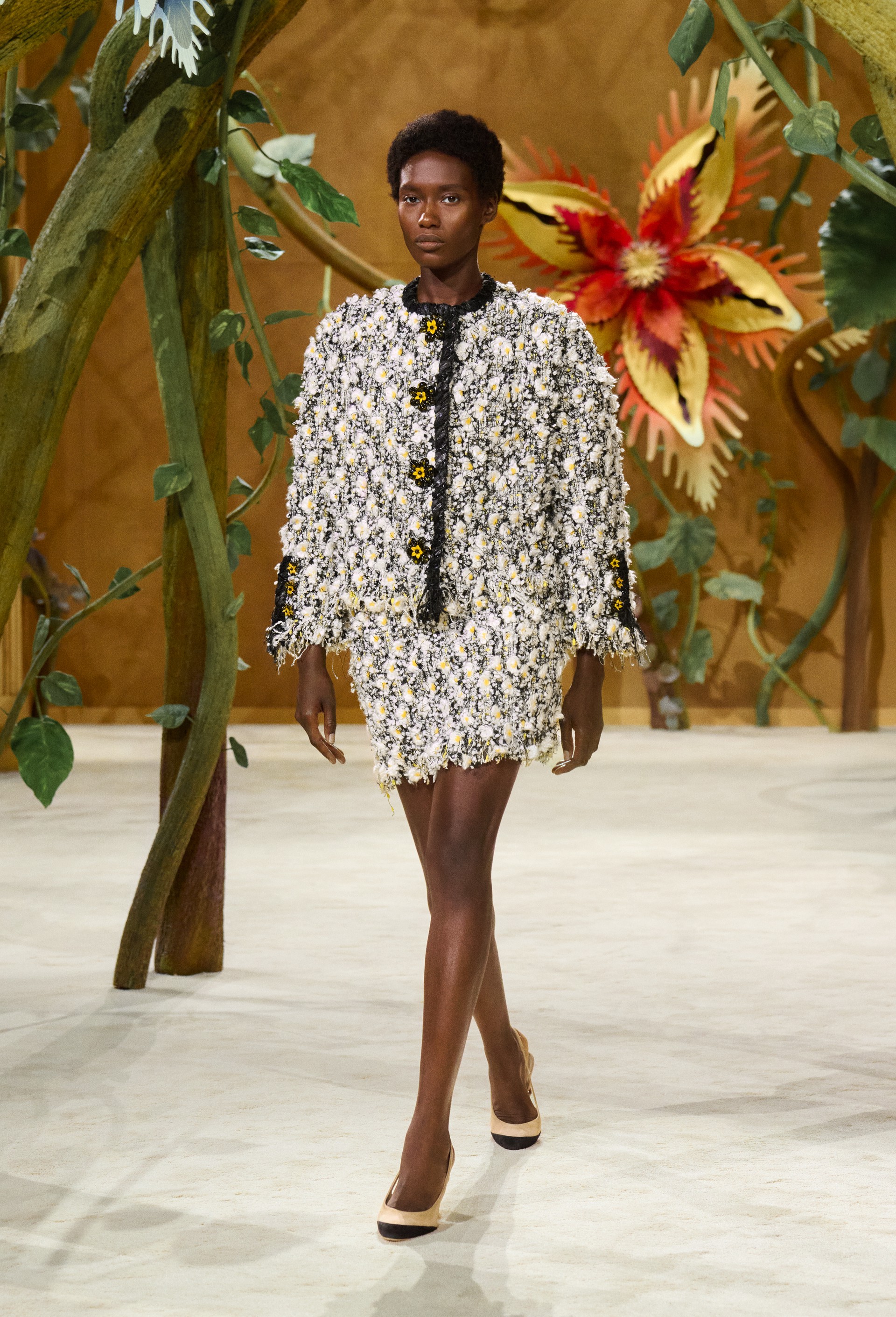 Hinh anh CHANEL Haute Couture Fall/Winter 2026: Phép màu của xưởng may 49