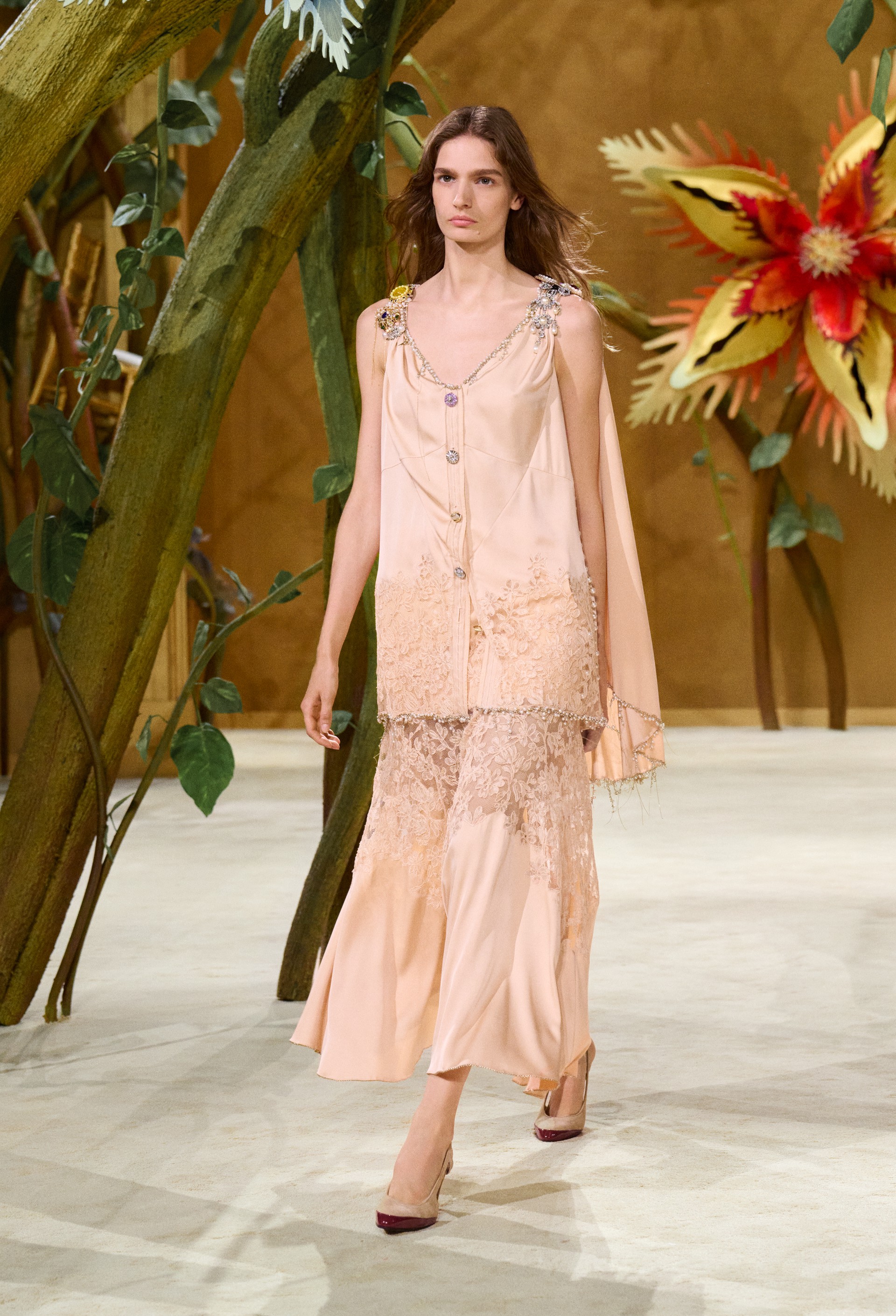 Hinh anh CHANEL Haute Couture Fall/Winter 2026: Phép màu của xưởng may 38