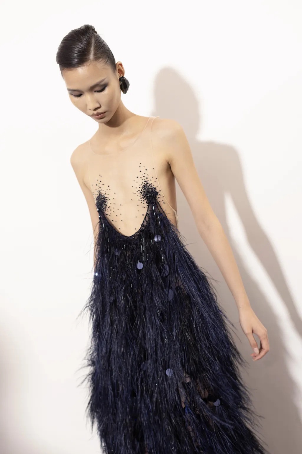 Hinh anh Hình khối, cổ tích có lẽ là xu hướng định hình Haute Couture Fall 2026 15