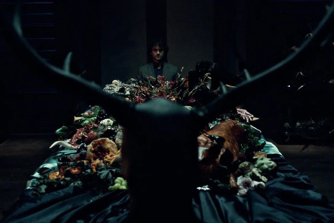 Hinh anh 'Hannibal' trở lại Netflix: Sự duy mỹ của tội ác và nền ‘văn hóa true crime’ phía sau 6