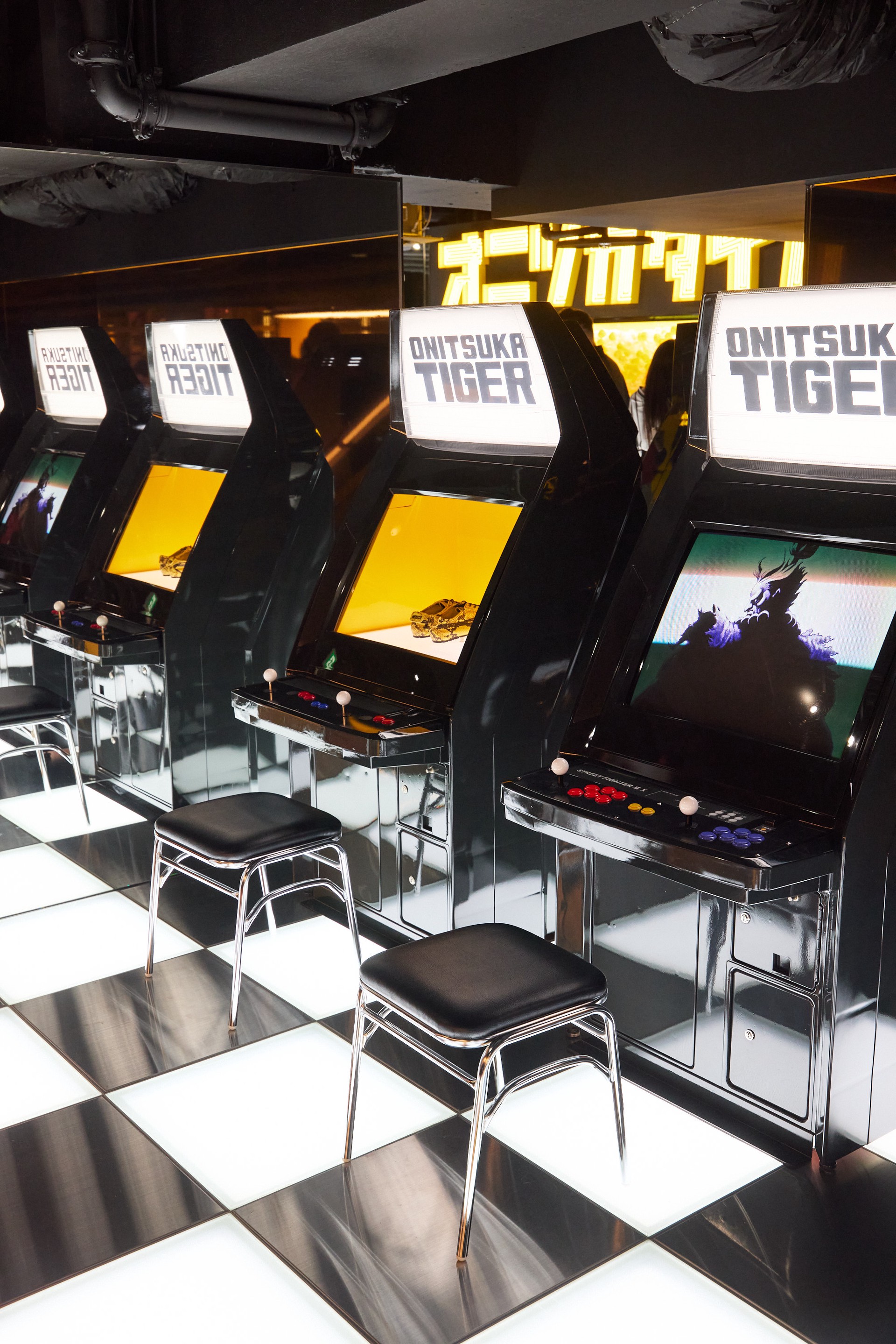 Hinh anh Onitsuka Tiger ra mắt flagship lớn nhất thế giới tại Shinjuku 6