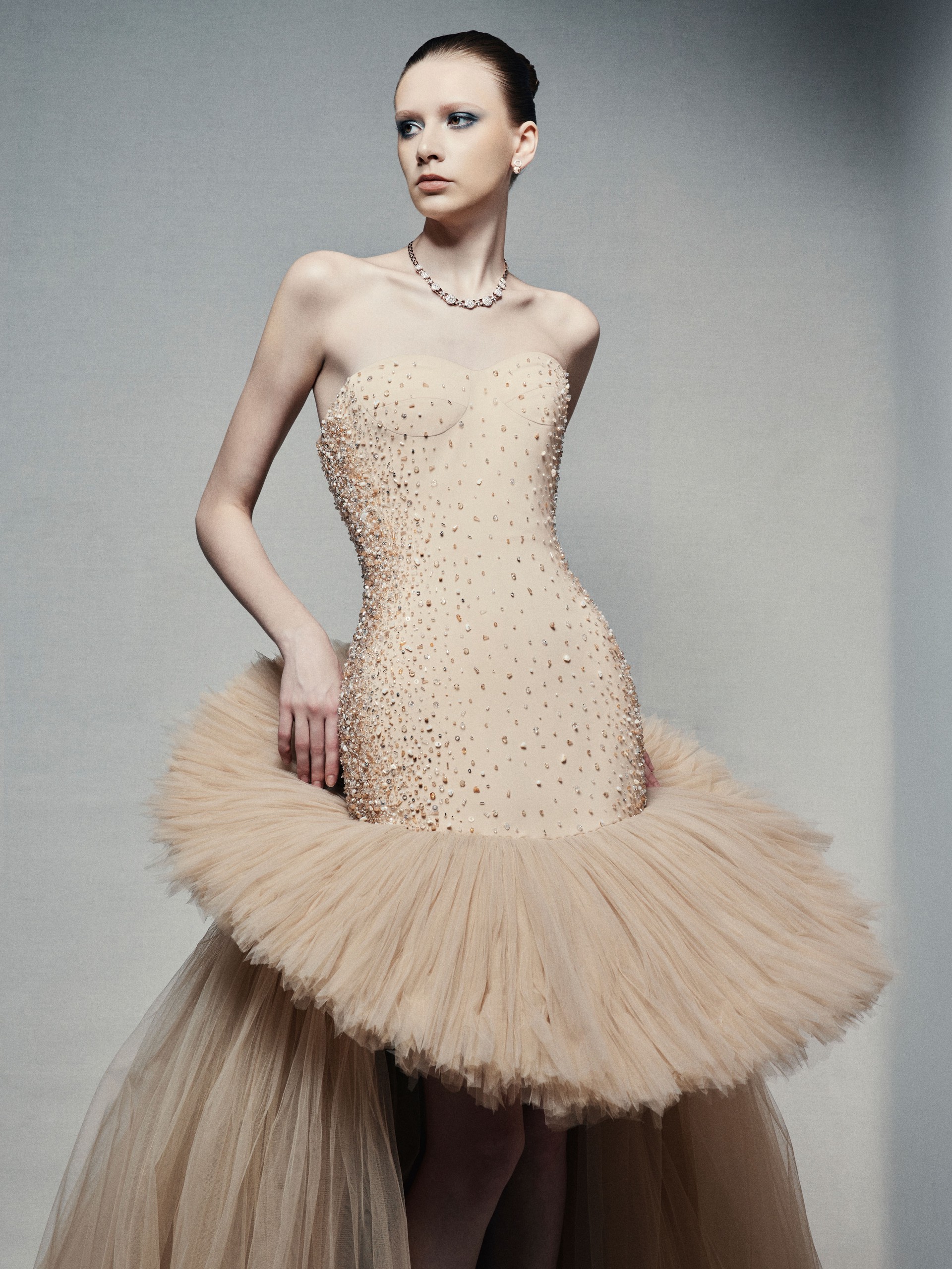 Hinh anh PHAN HUY Fall/Winter 2026-2027 Couture: Vẻ đẹp trong sương 10
